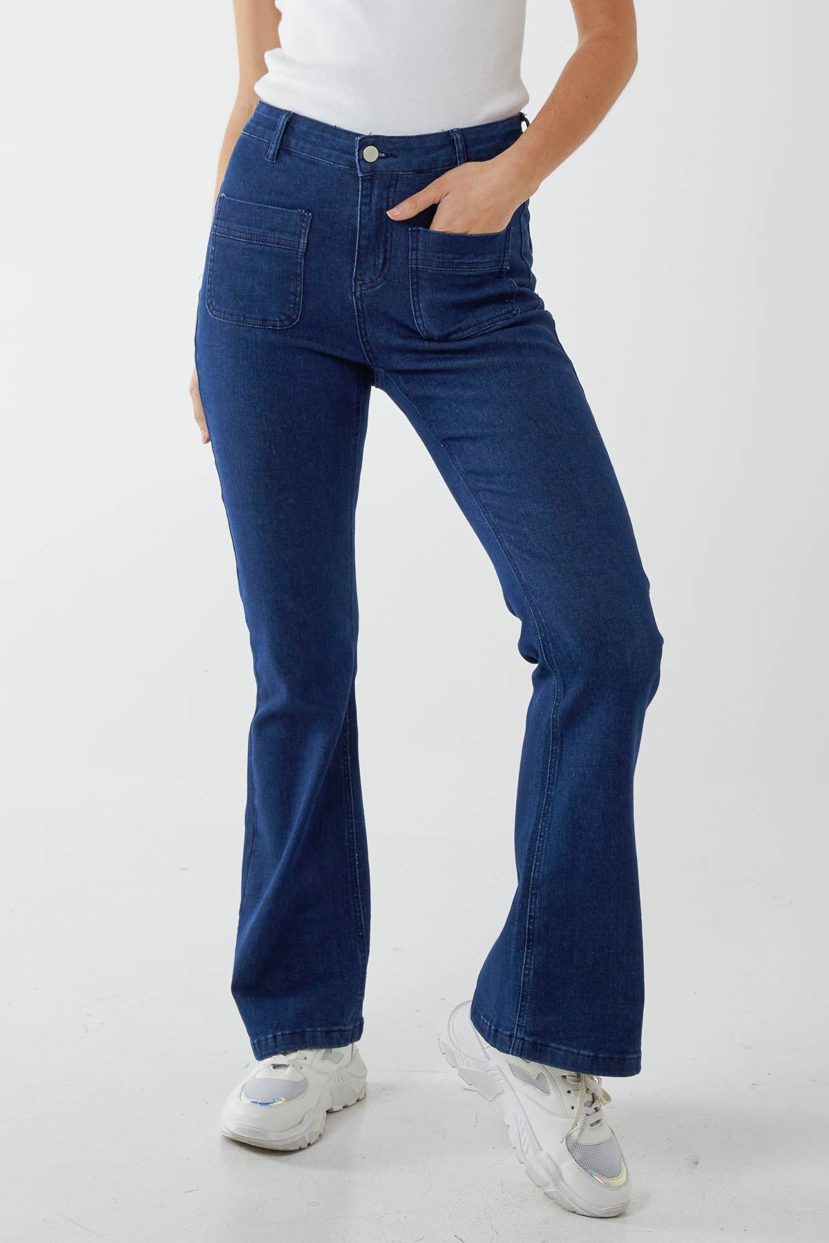 Double Pocket Flared Jeans