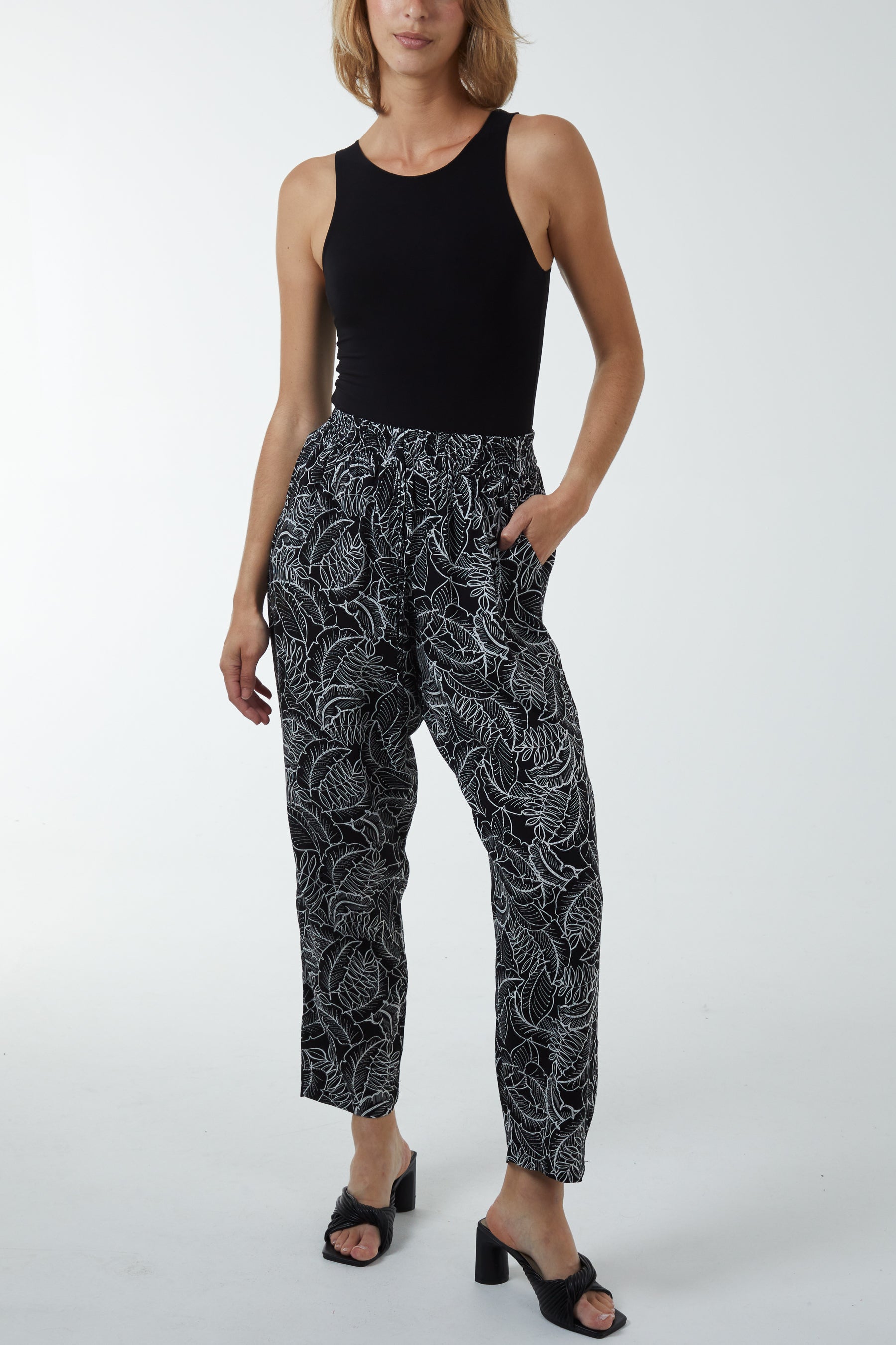 Leaf Print Capri Trousers
