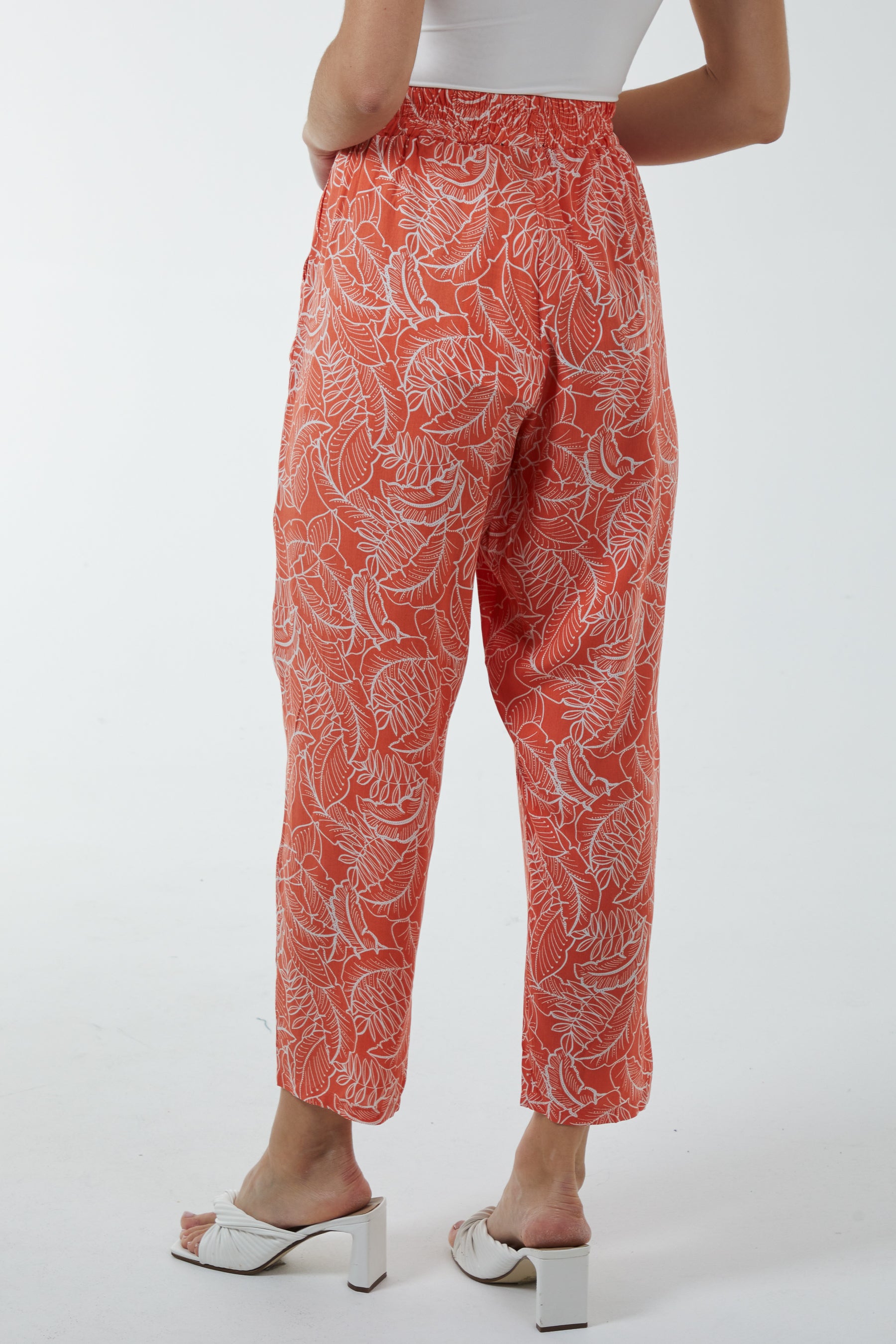 Leaf Print Capri Trousers