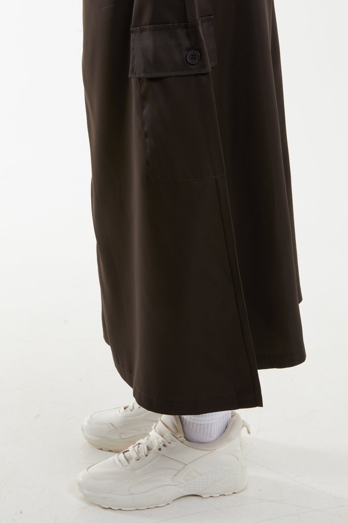 Pocket Detail Back Spit Cargo Midi Skirt