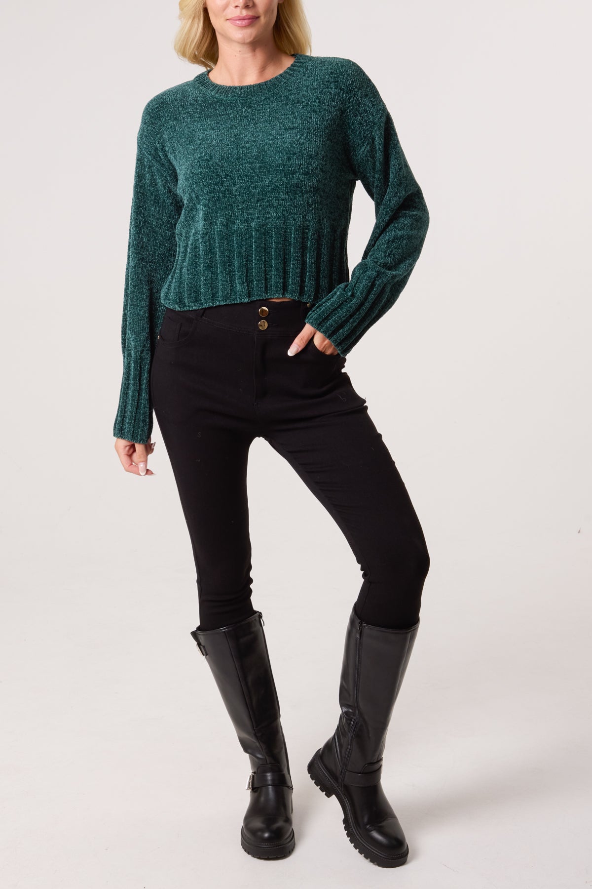 Soft Ribbed Cropped Edge Jumper