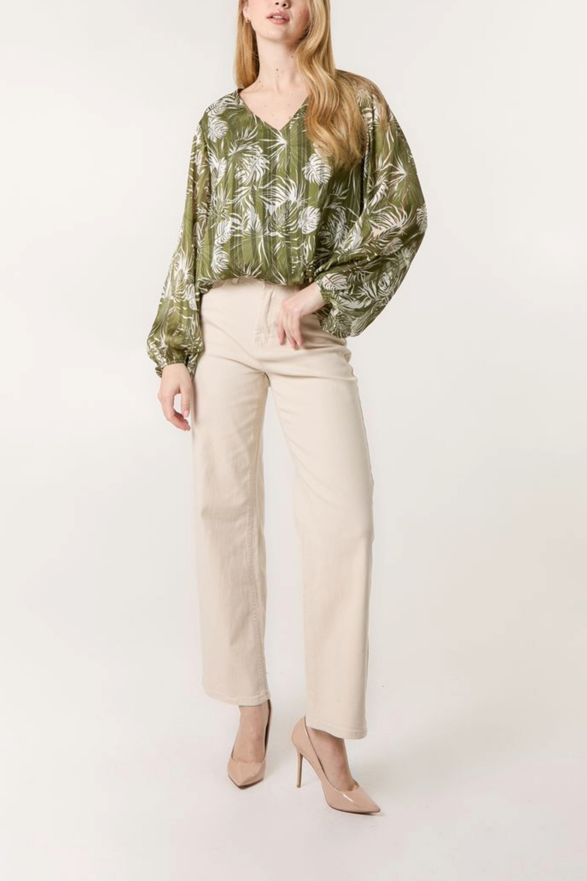 Palm Leaf Print V-Neck Puffball Blouse