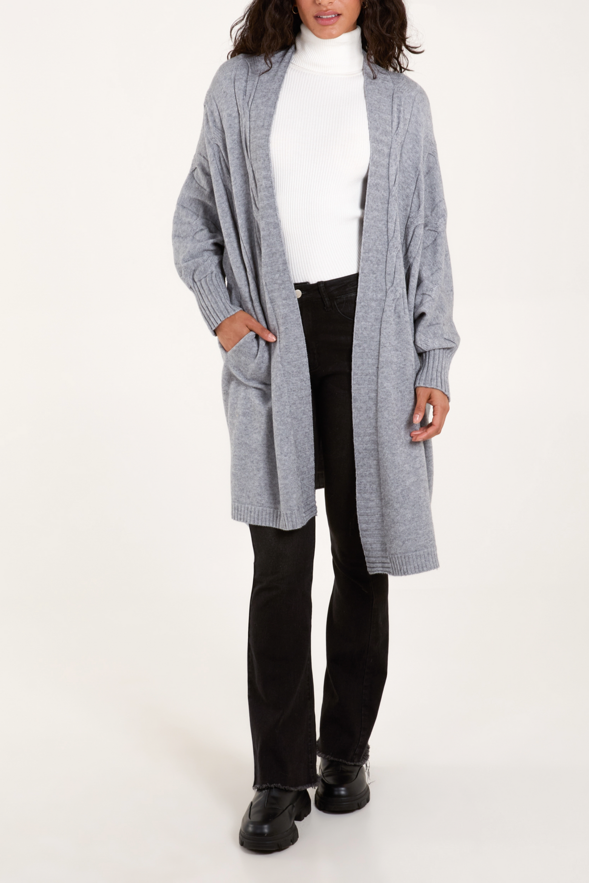 Cable Knit Pocket Cardigan
