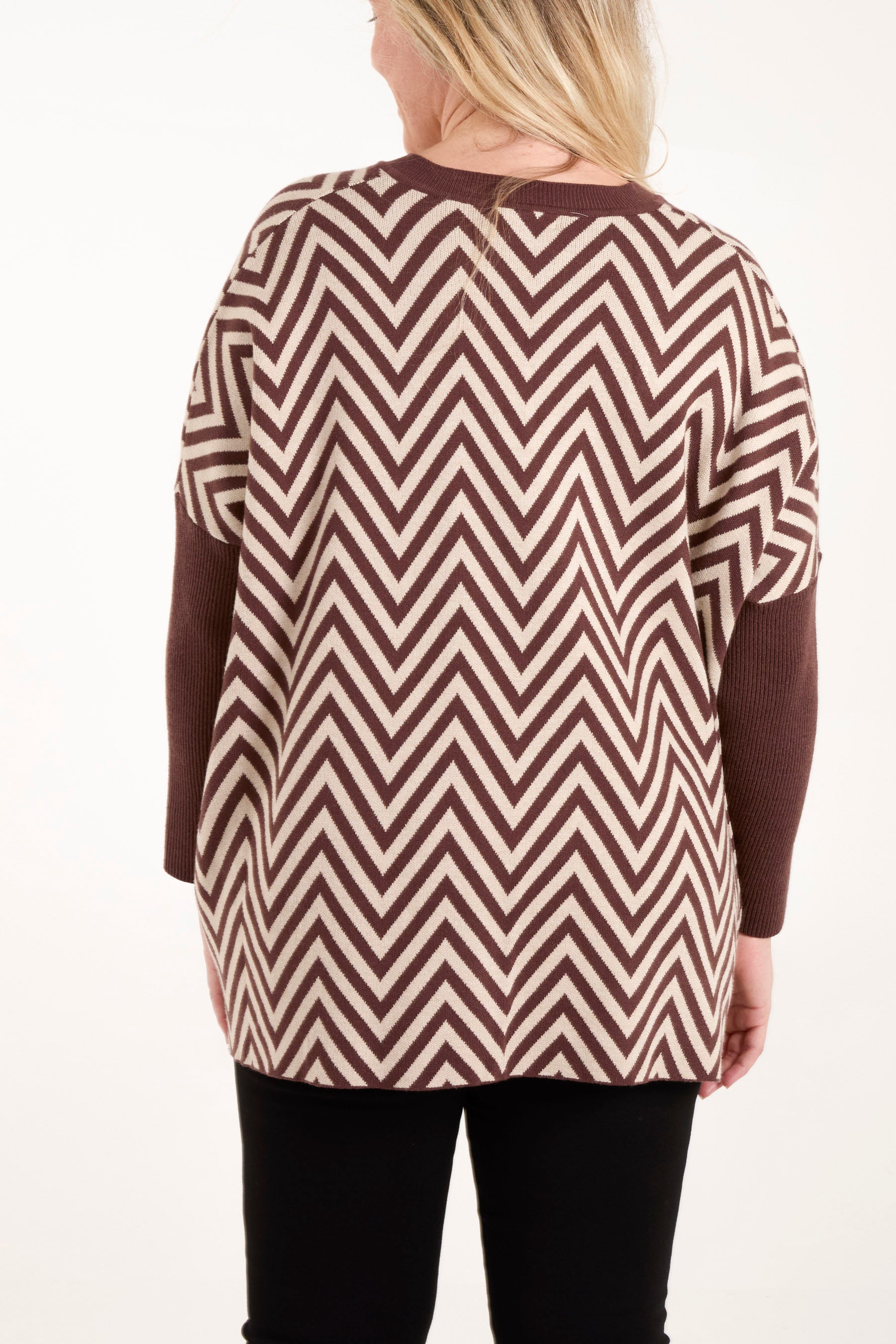 Zig Zag V-Neck Jumper