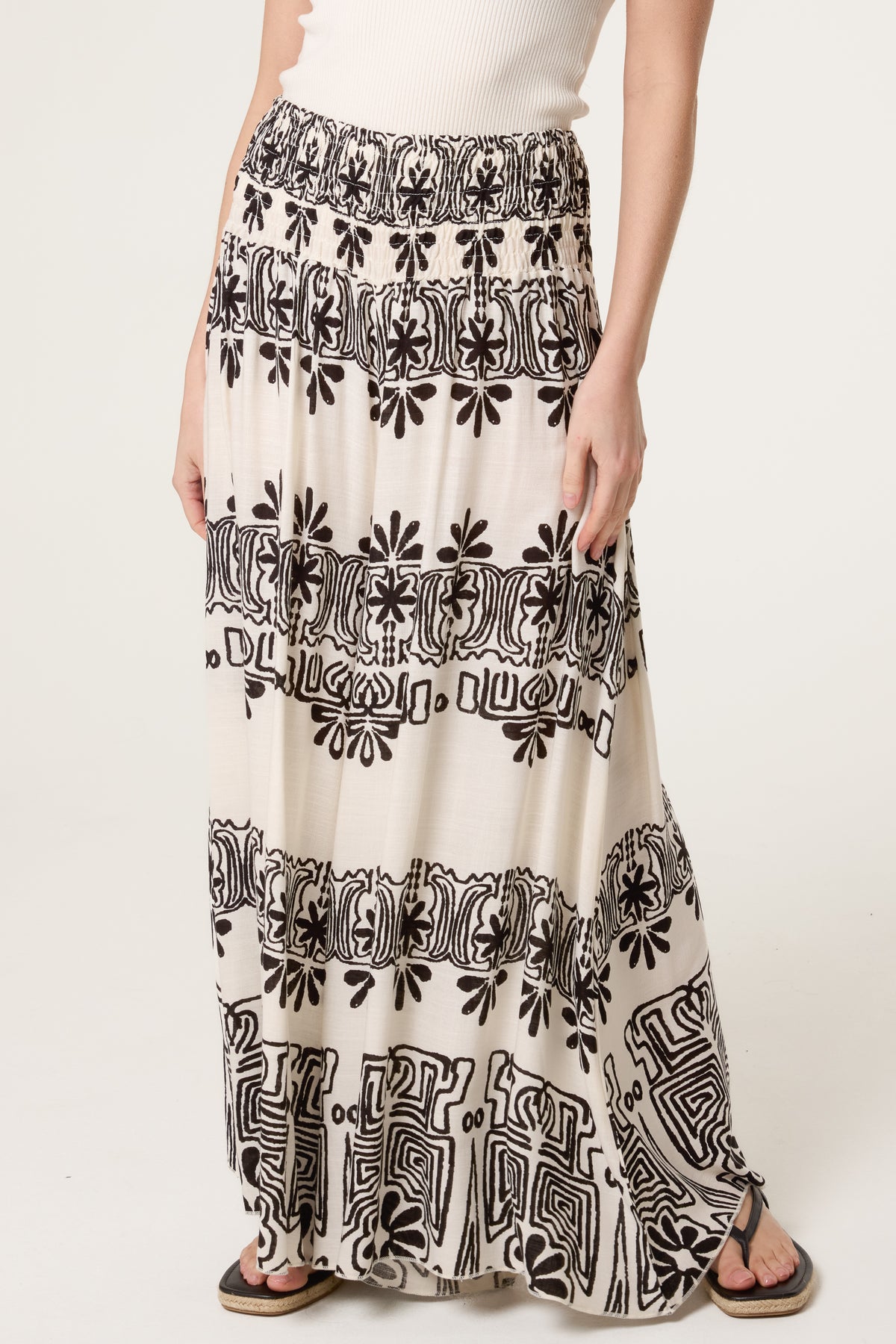 Border Print Elastic Wide Leg Trousers