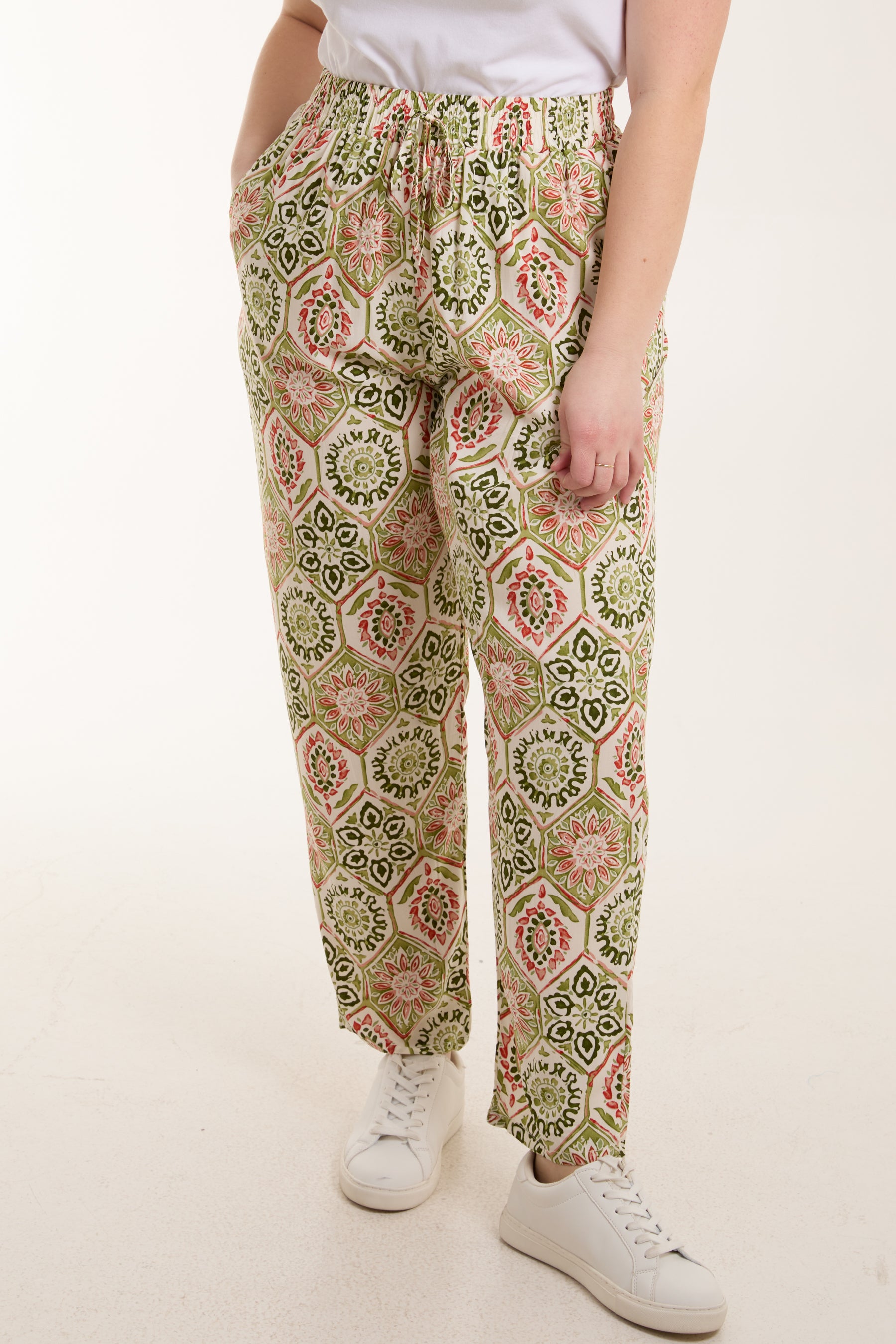 Floral Print Capri Pants main image 1
