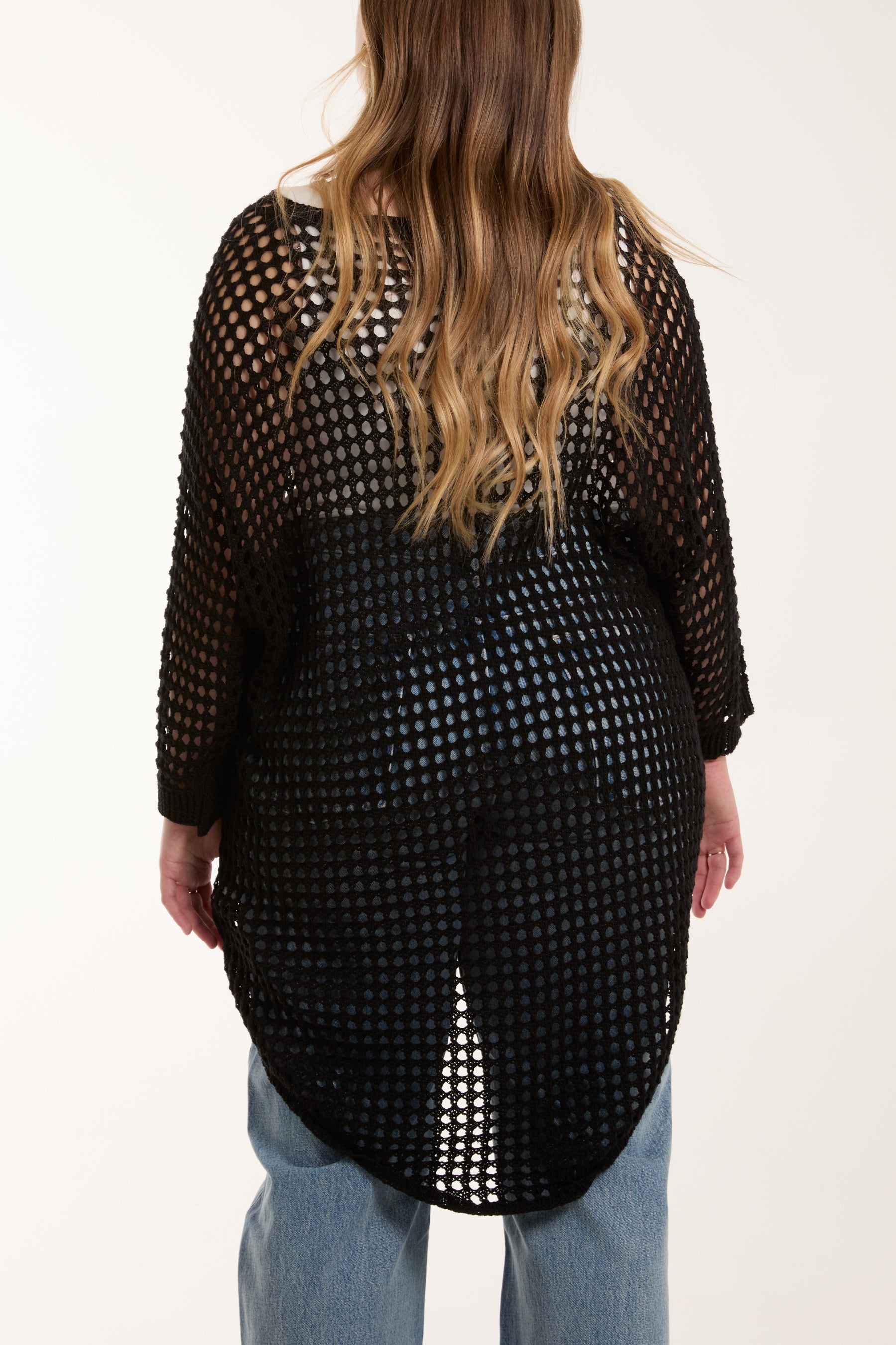Crochet Dipped Hem 3/4 Sleeve Top