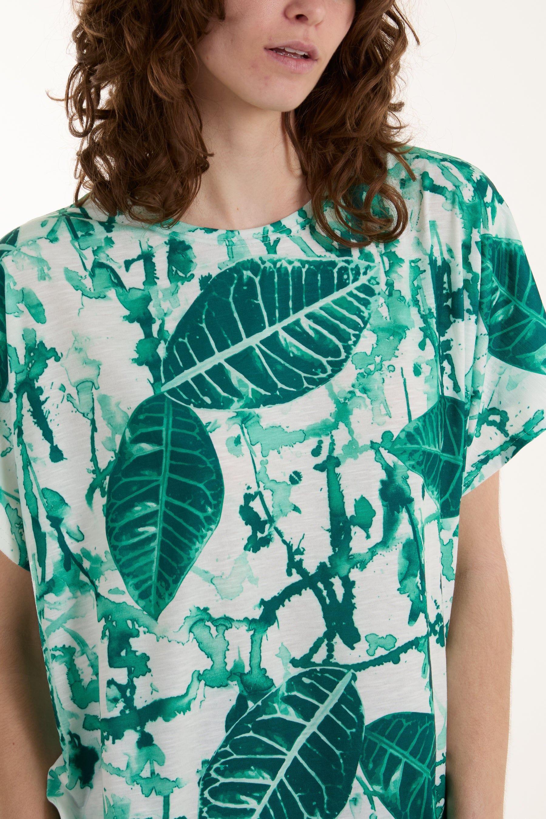 Abstract Leaf & Paint Splatter Print Tee