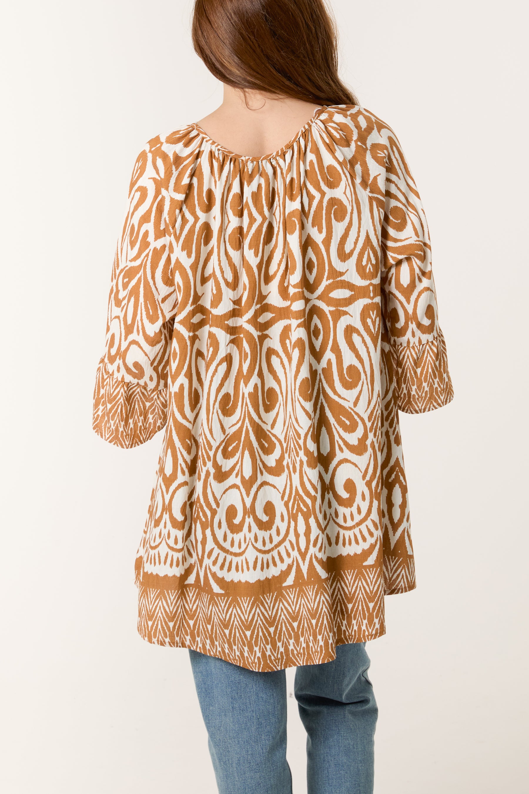 Border Print Top With Frill Sleeves