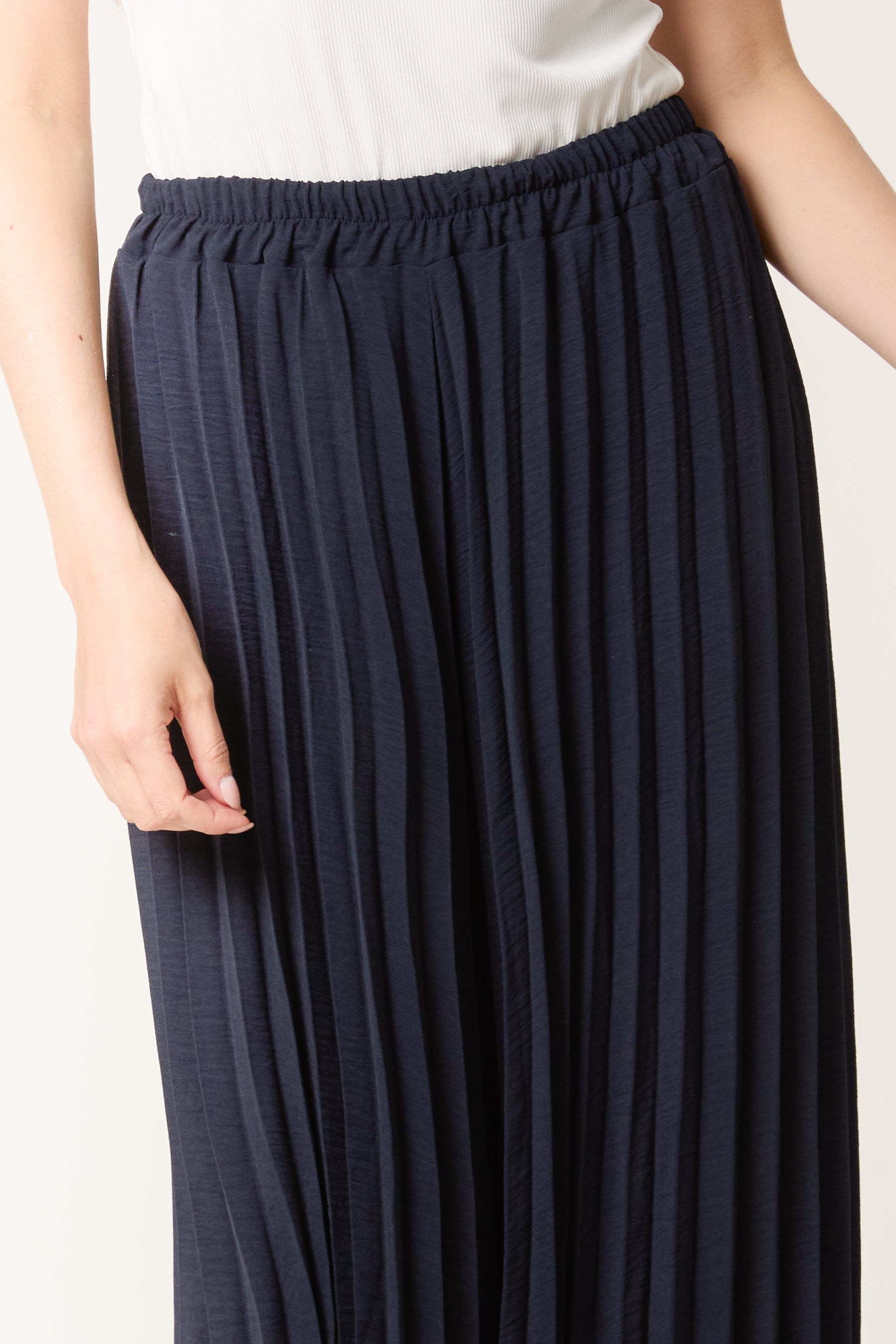Wide Leg Plisse Trousers