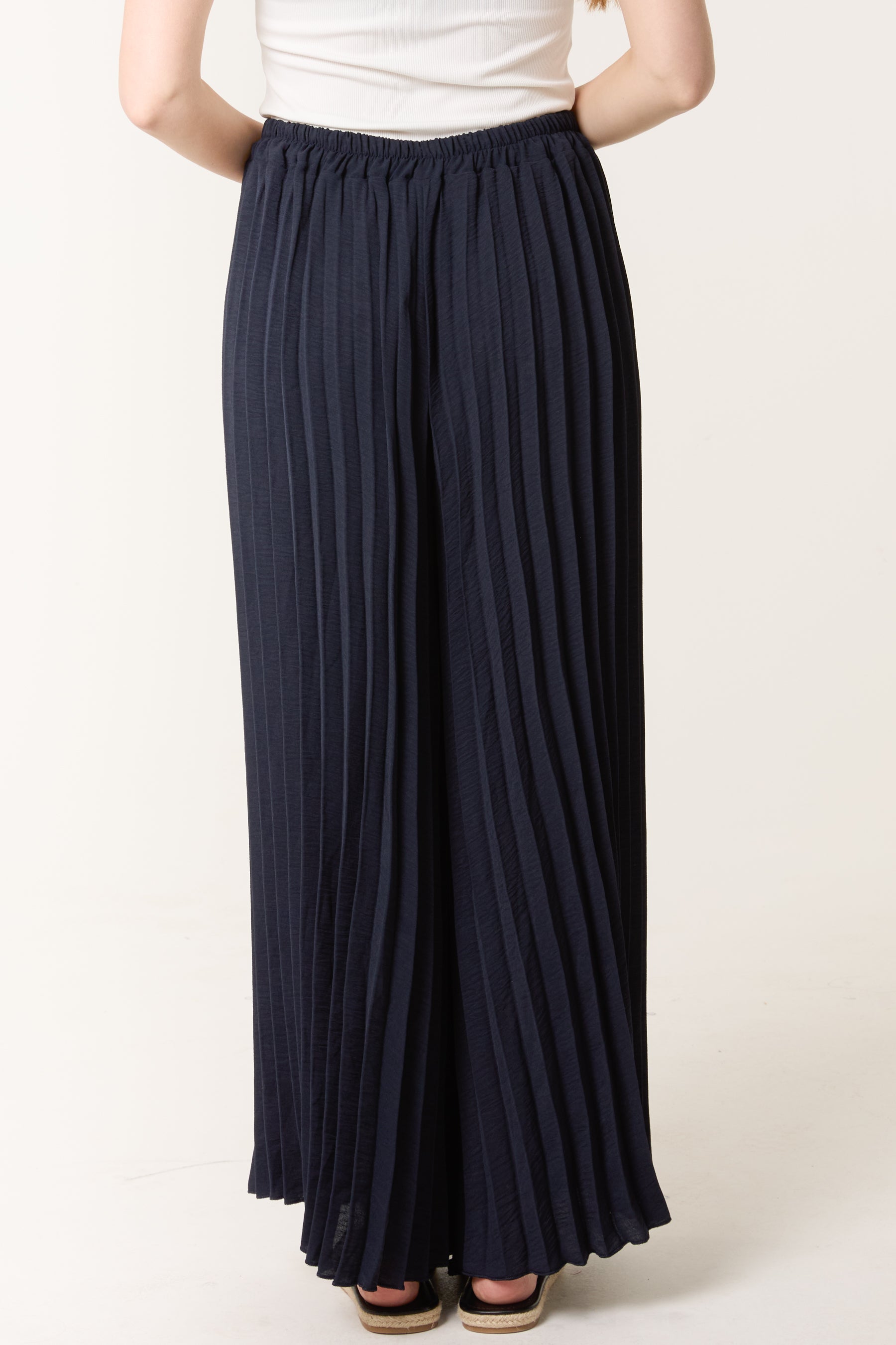 Wide Leg Plisse Trousers