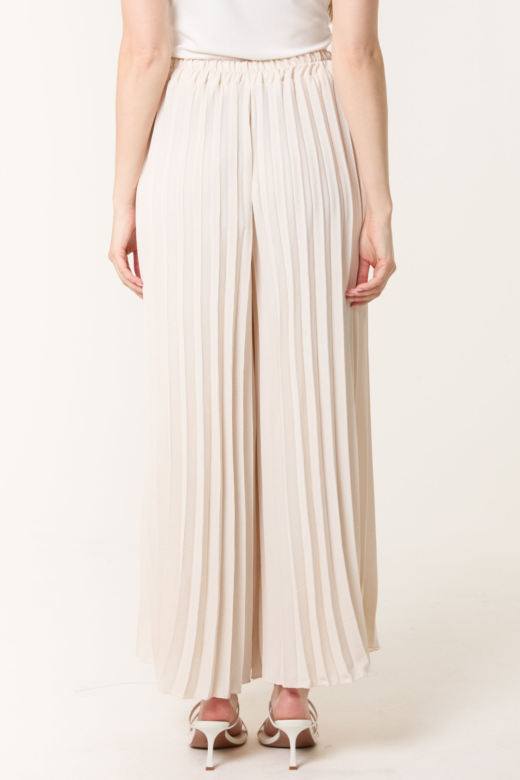 Wide Leg Plisse Trousers