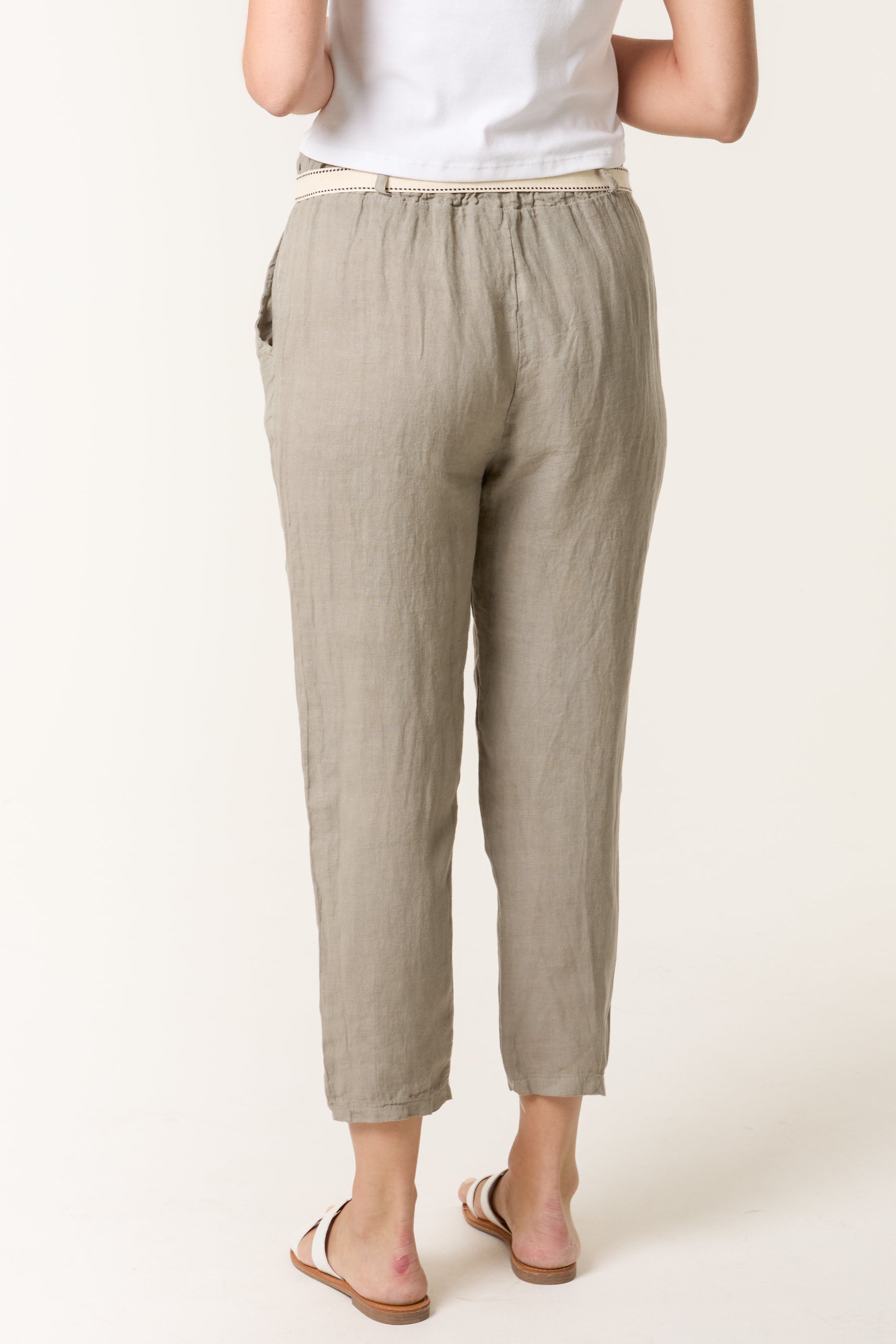 Linen Trouser W/ Embroidered Belt