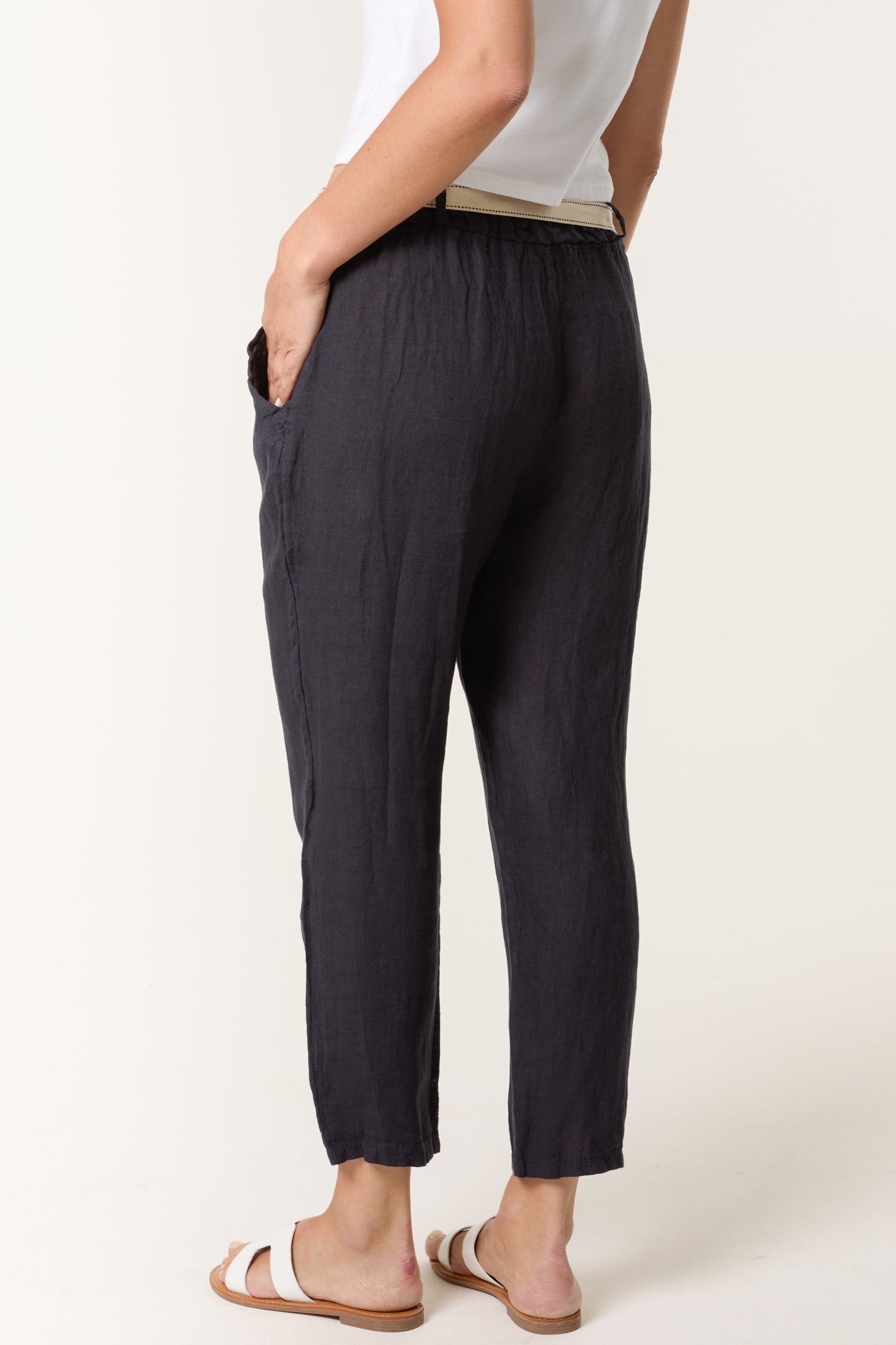 Linen Trouser W/ Embroidered Belt