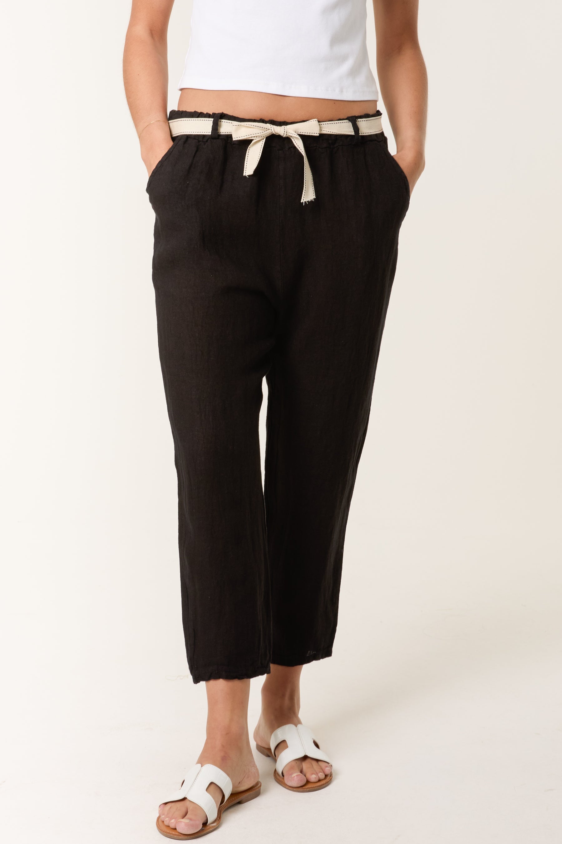 Linen Trouser W/ Embroidered Belt