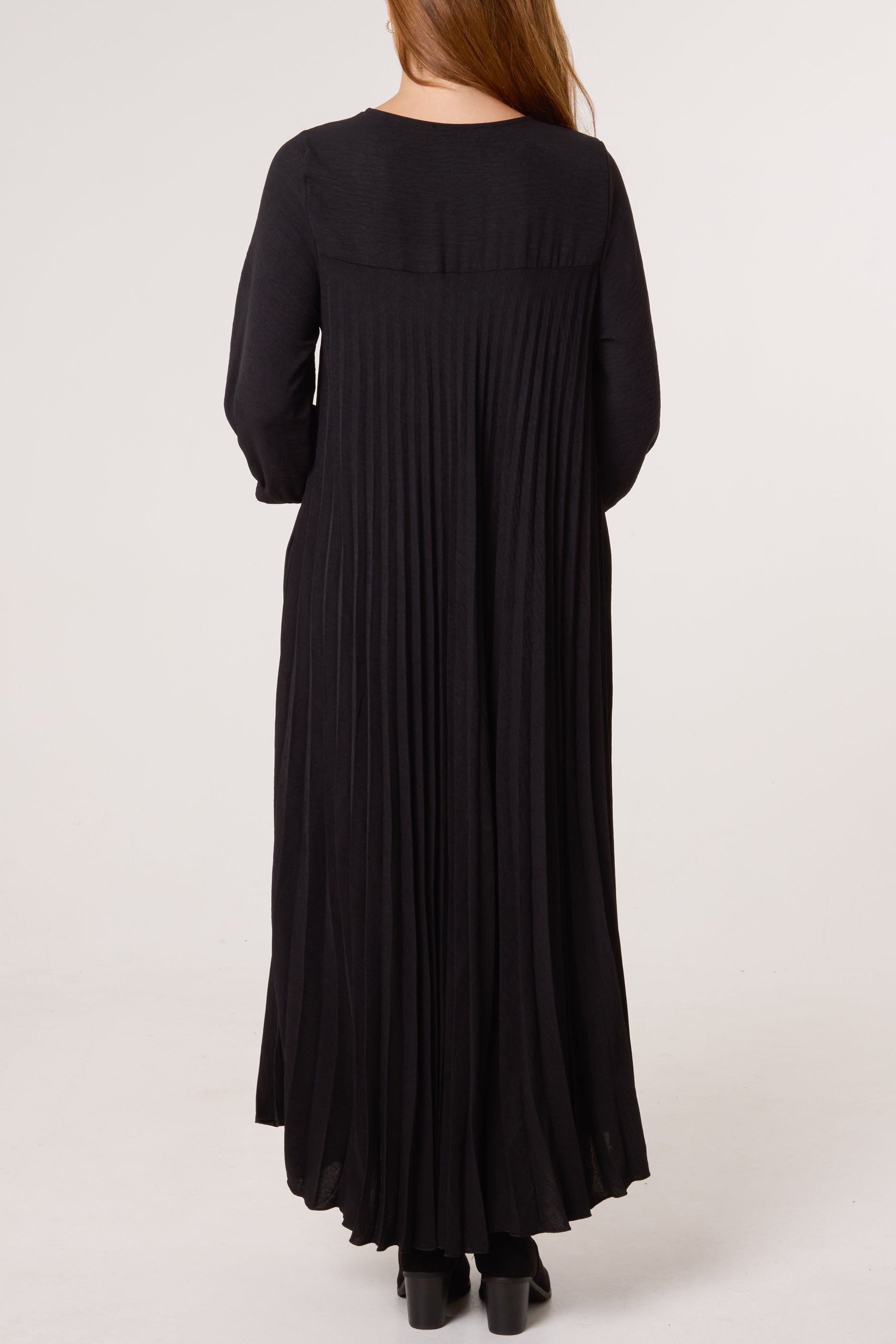Long Sleeve Pockets Pleated Maxi Dress
