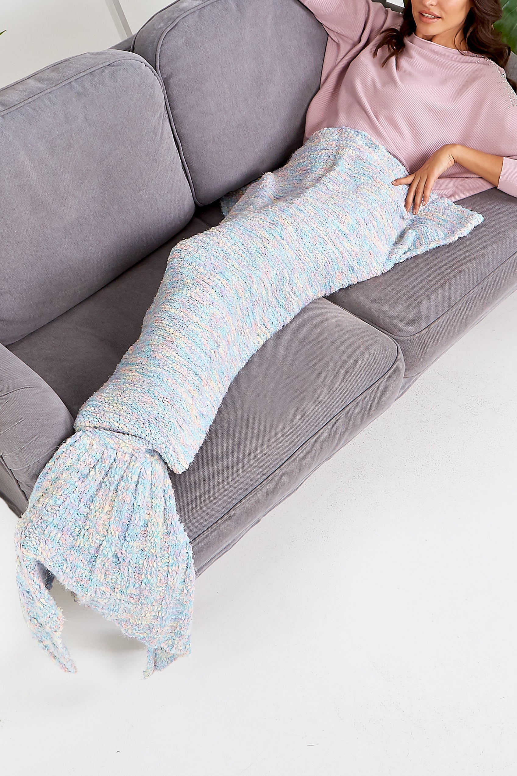 Mermaid Space Dye Boucle Blanket