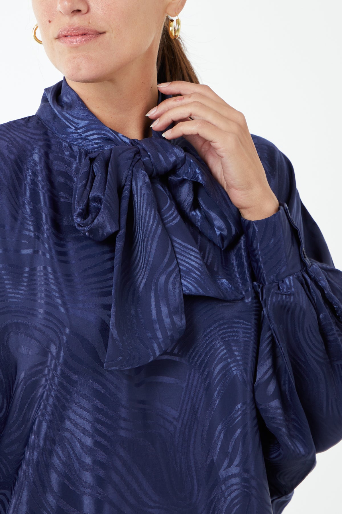 Pussybow Oversized Detail Pattern Top