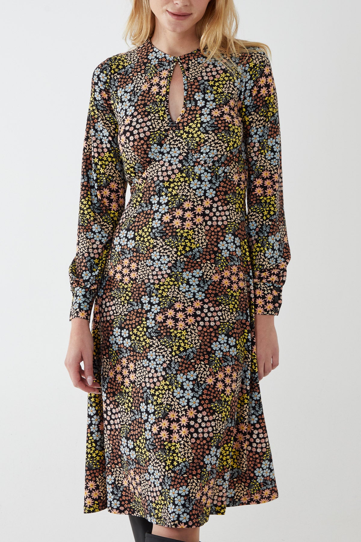 Cut Out Balloon Sleeve Flared Midi Stretch Dress