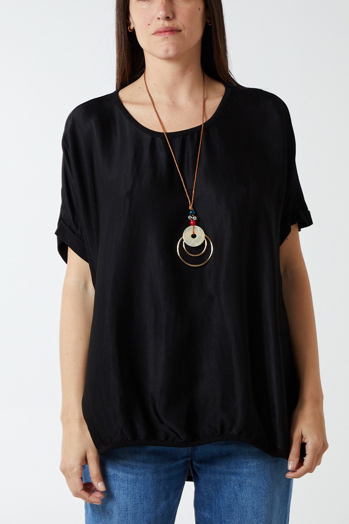 Short Sleeve Round Neck Satin Feel Dip Hem Necklace Top