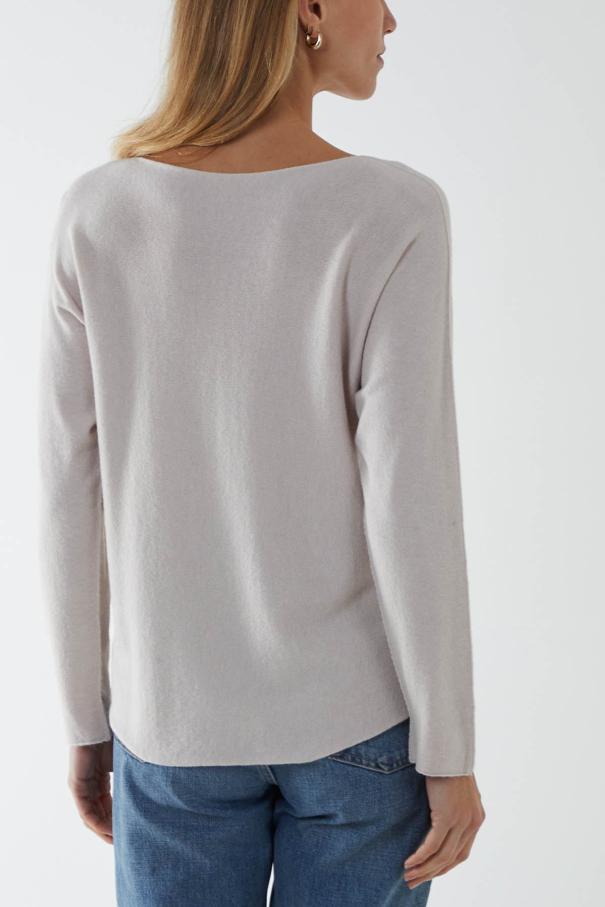 Round Neck Fine Knit Jumper