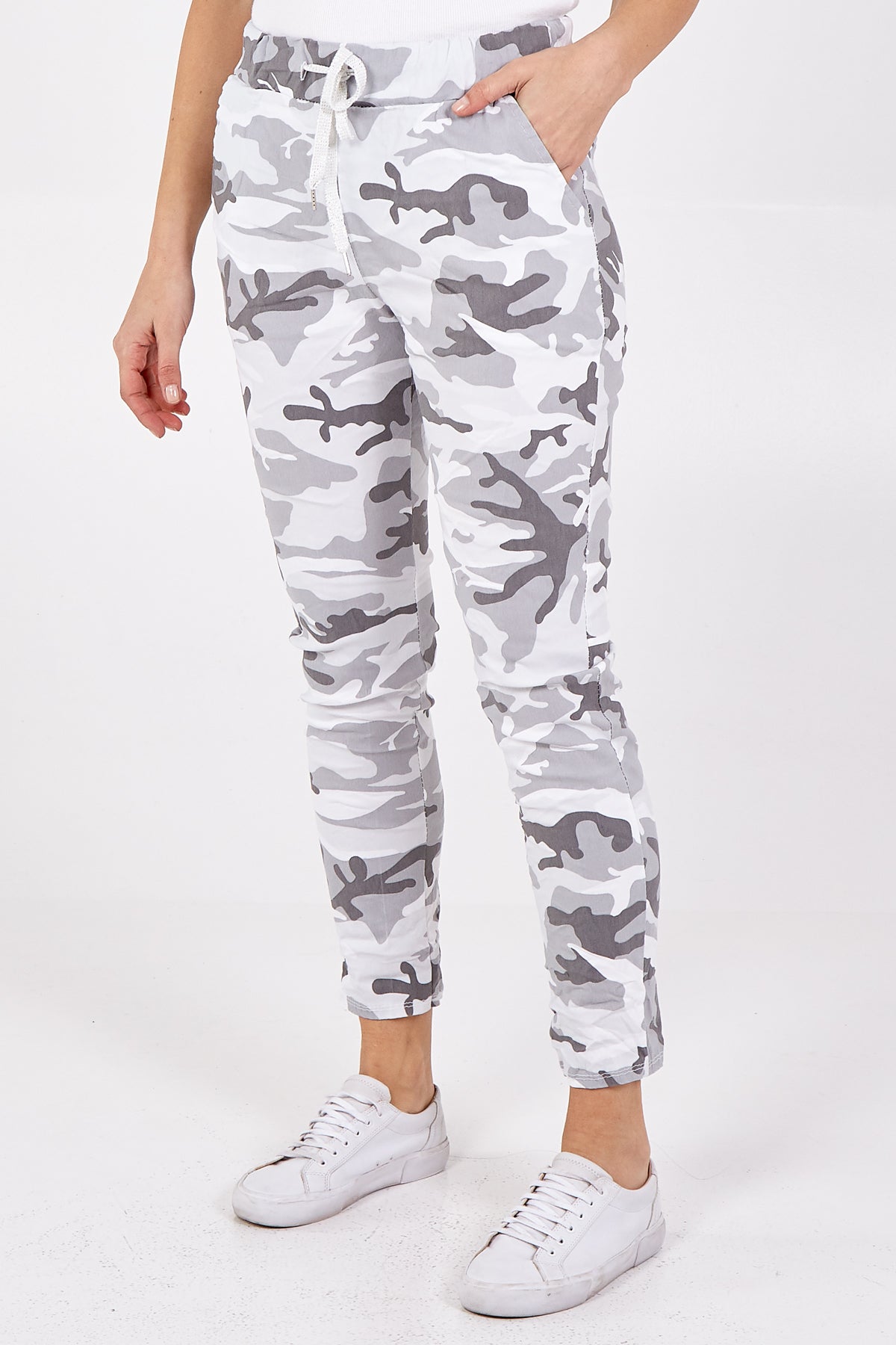 Magic Super Stretch Camouflage Print Trousers