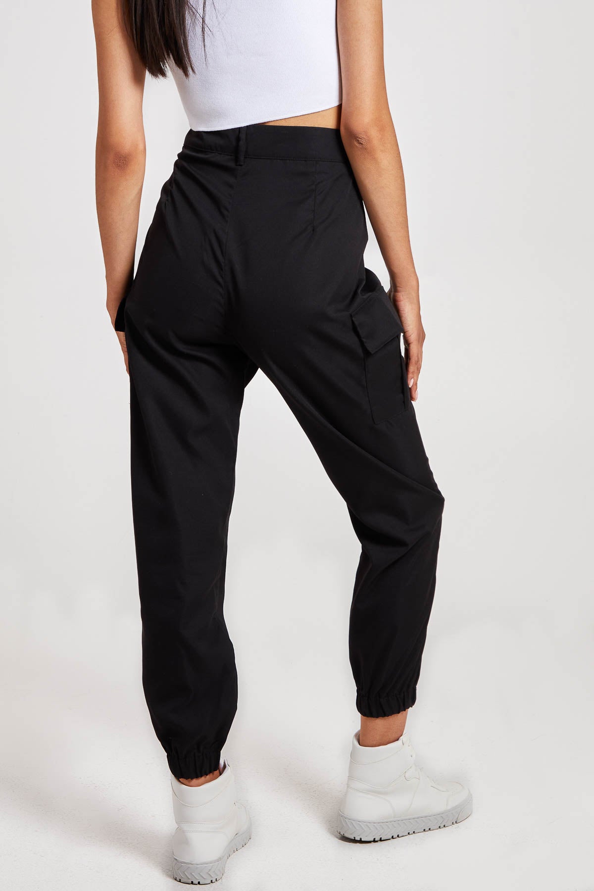Cuffed Pocket Cargo Trousers
