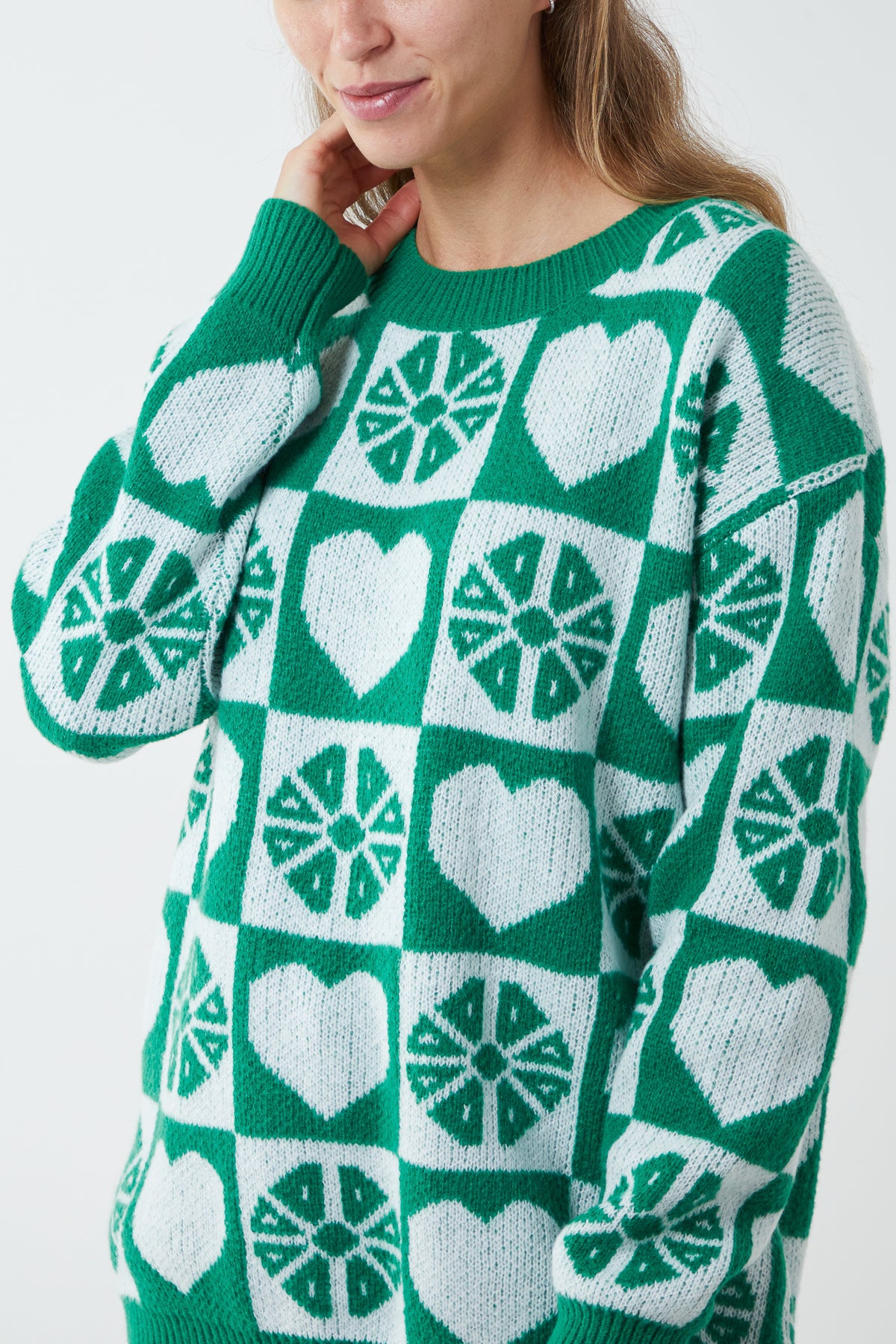 Round Neck Heart Checkerboard Jumper