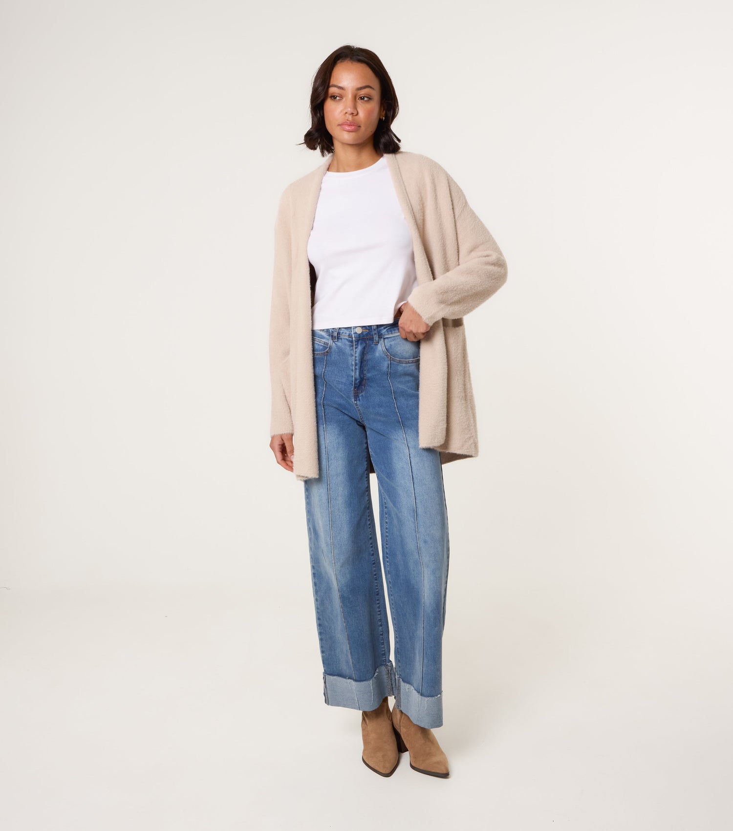 Why Clothing Basics Are The Secret Weapon Boutiques Need