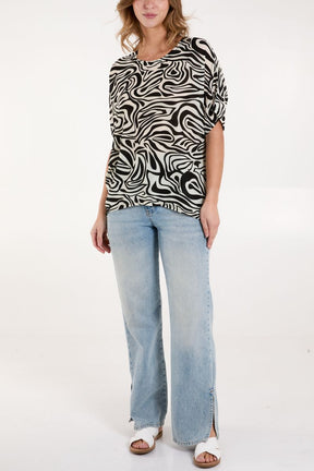 Abstract Swirl Short Sleeve Top