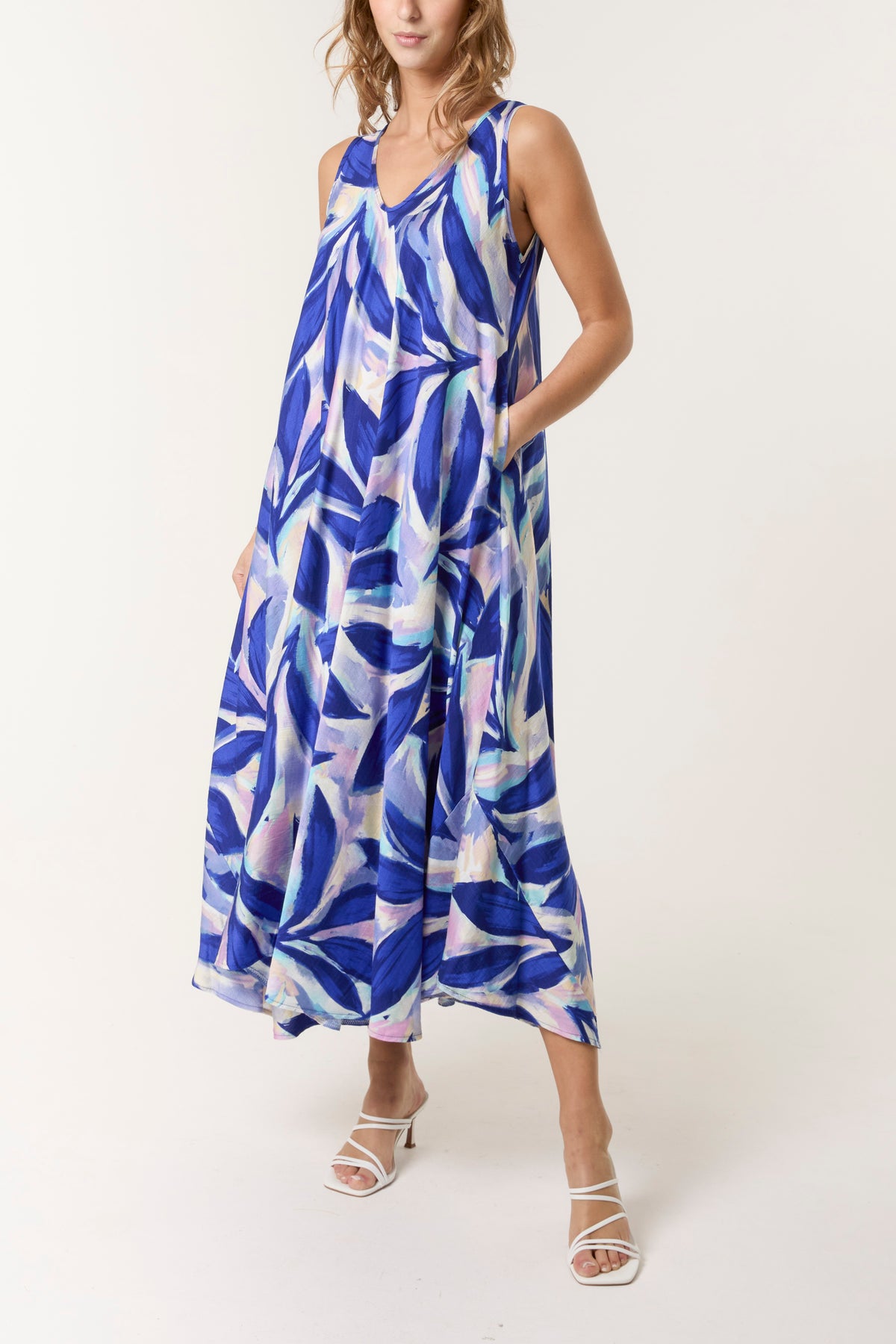 Relaxed V-Neck Abstract Leaf Print Dress