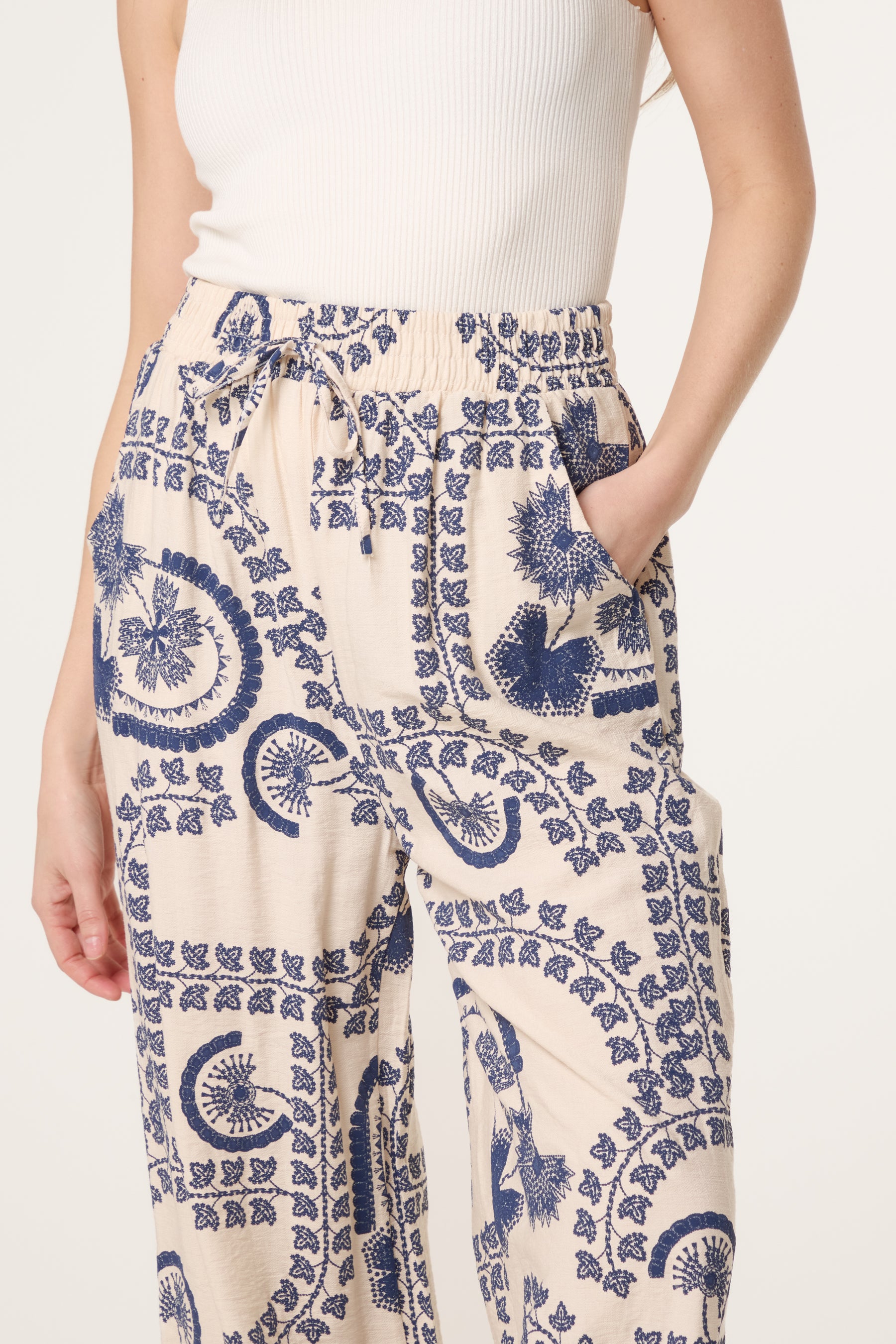 Trousers With Ethnic-Inspired Print