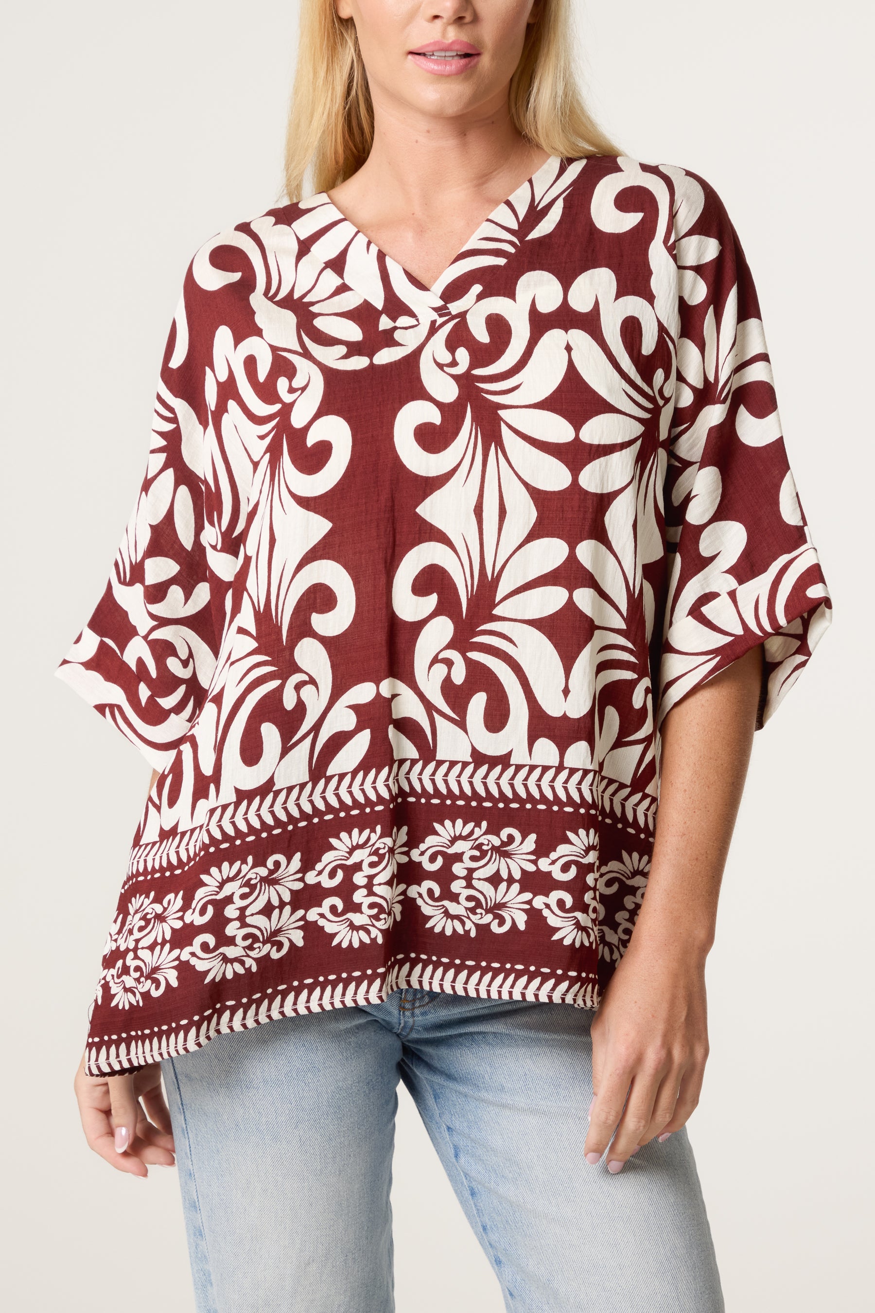 Abstract Leaf Print V-Collar Top