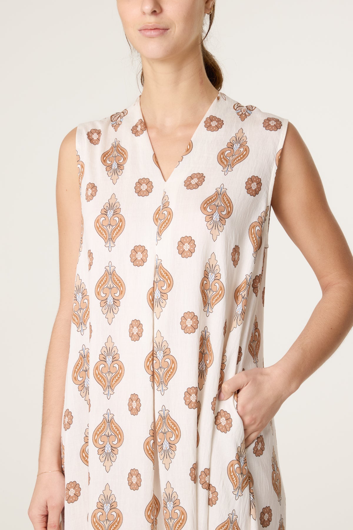 Damask Print V-Neck Tunic Dress