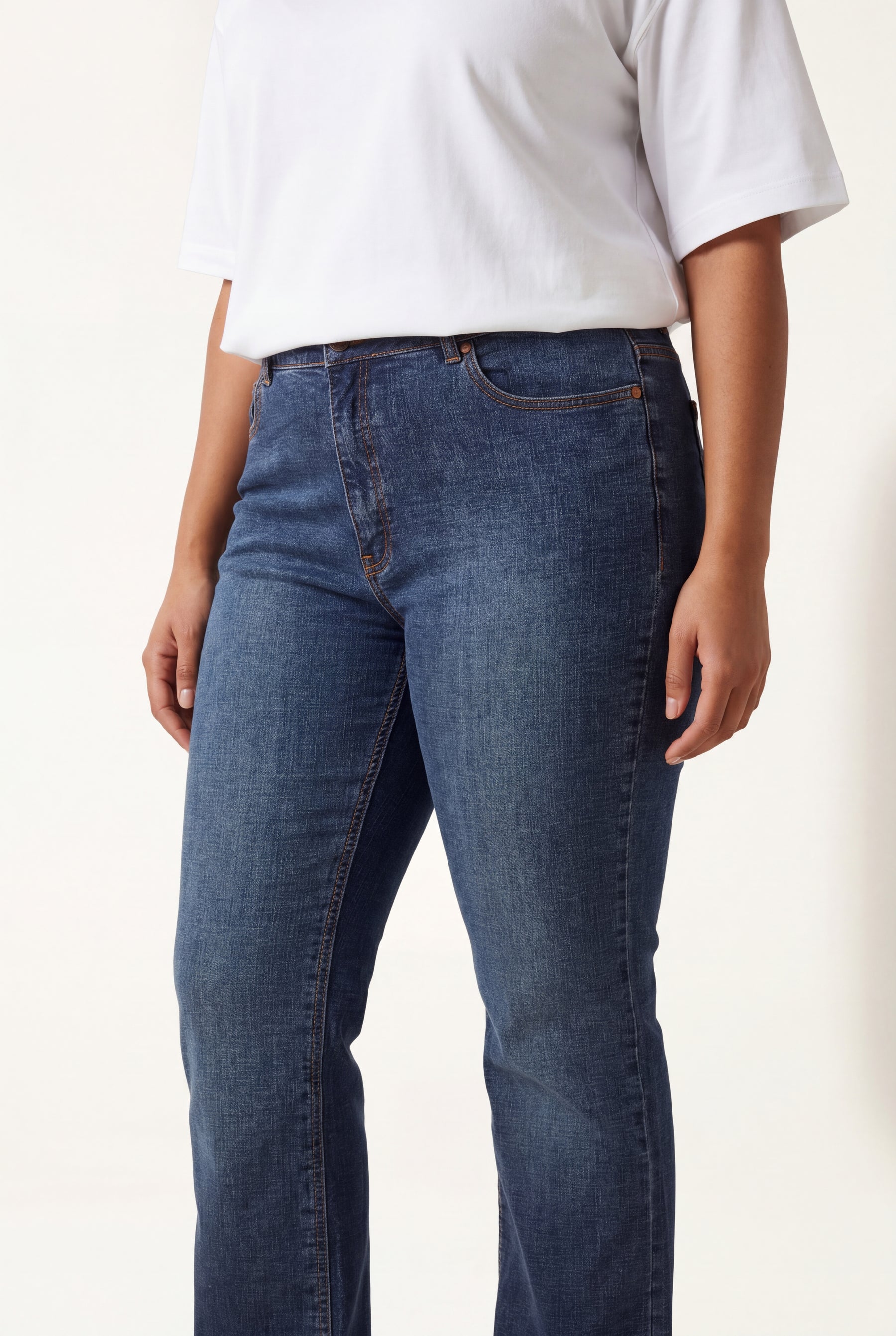 Curve Double Button Jeans