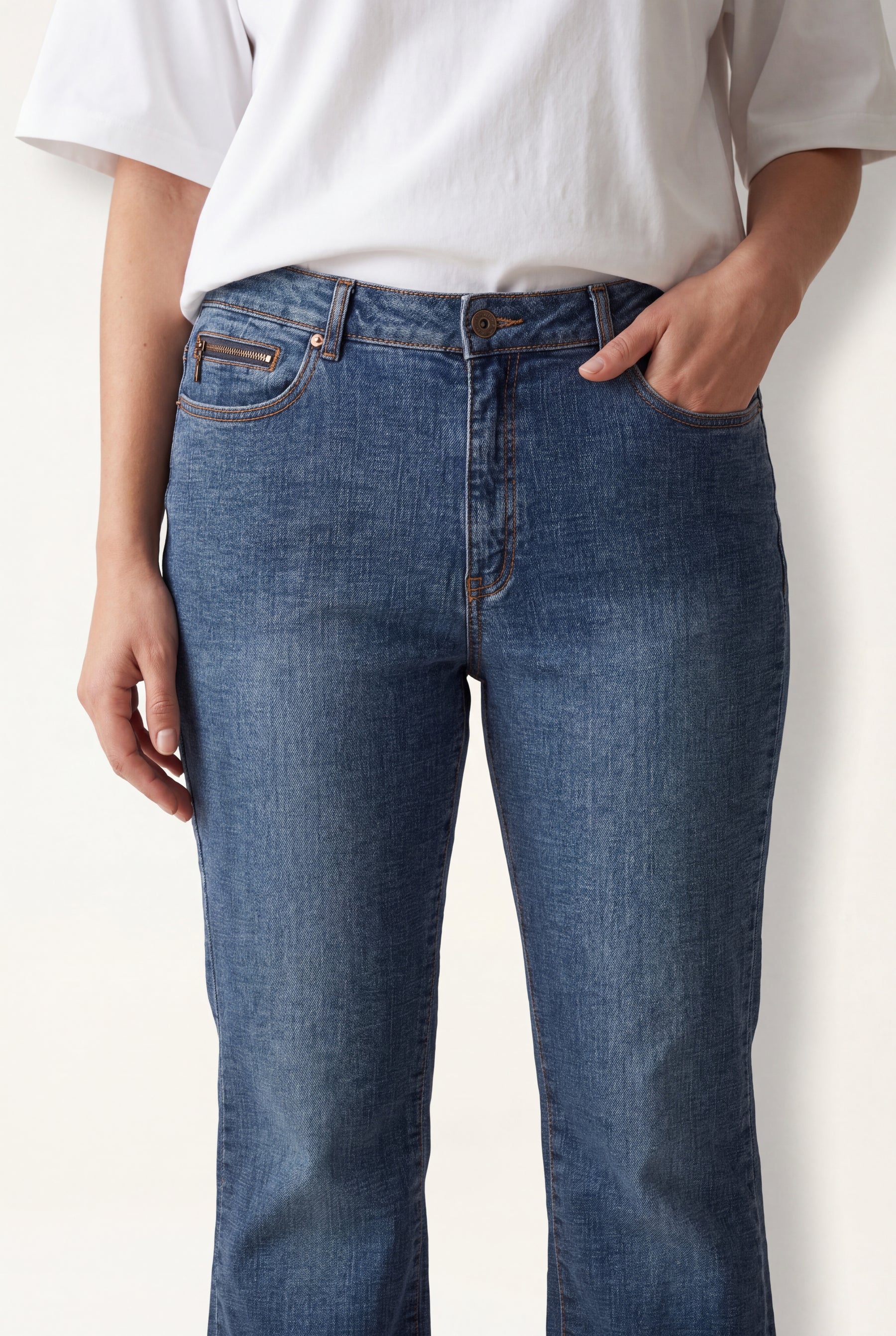 Curve Double Button Jeans