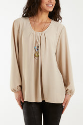Scoop Neck Necklace Blouse