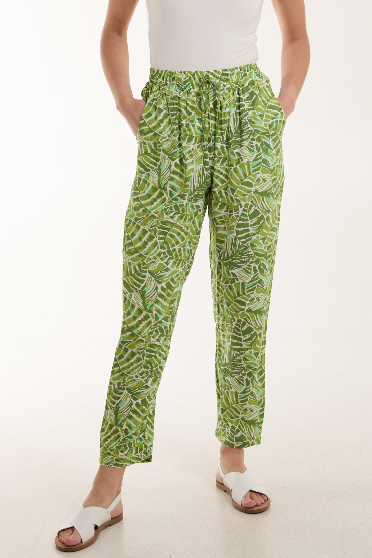 Tropical Leaf Print Capri Trousers