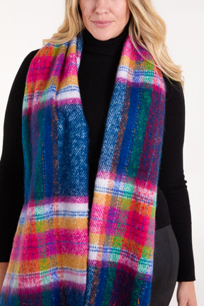 Checked Fluffy Scarf
