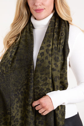 Leopard Print Soft Tassel Scarf