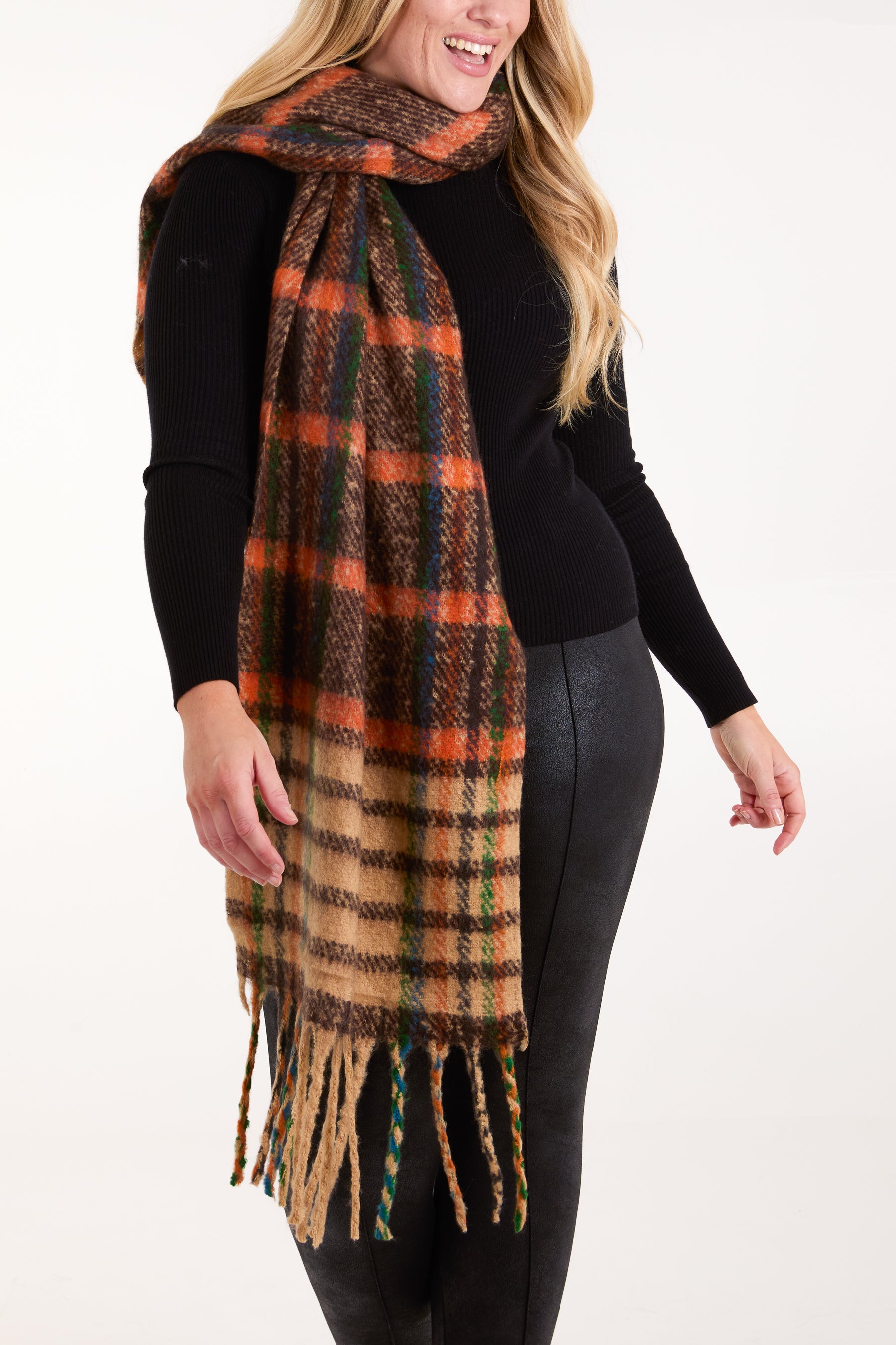 Checked Fluffy Tassel Scarf