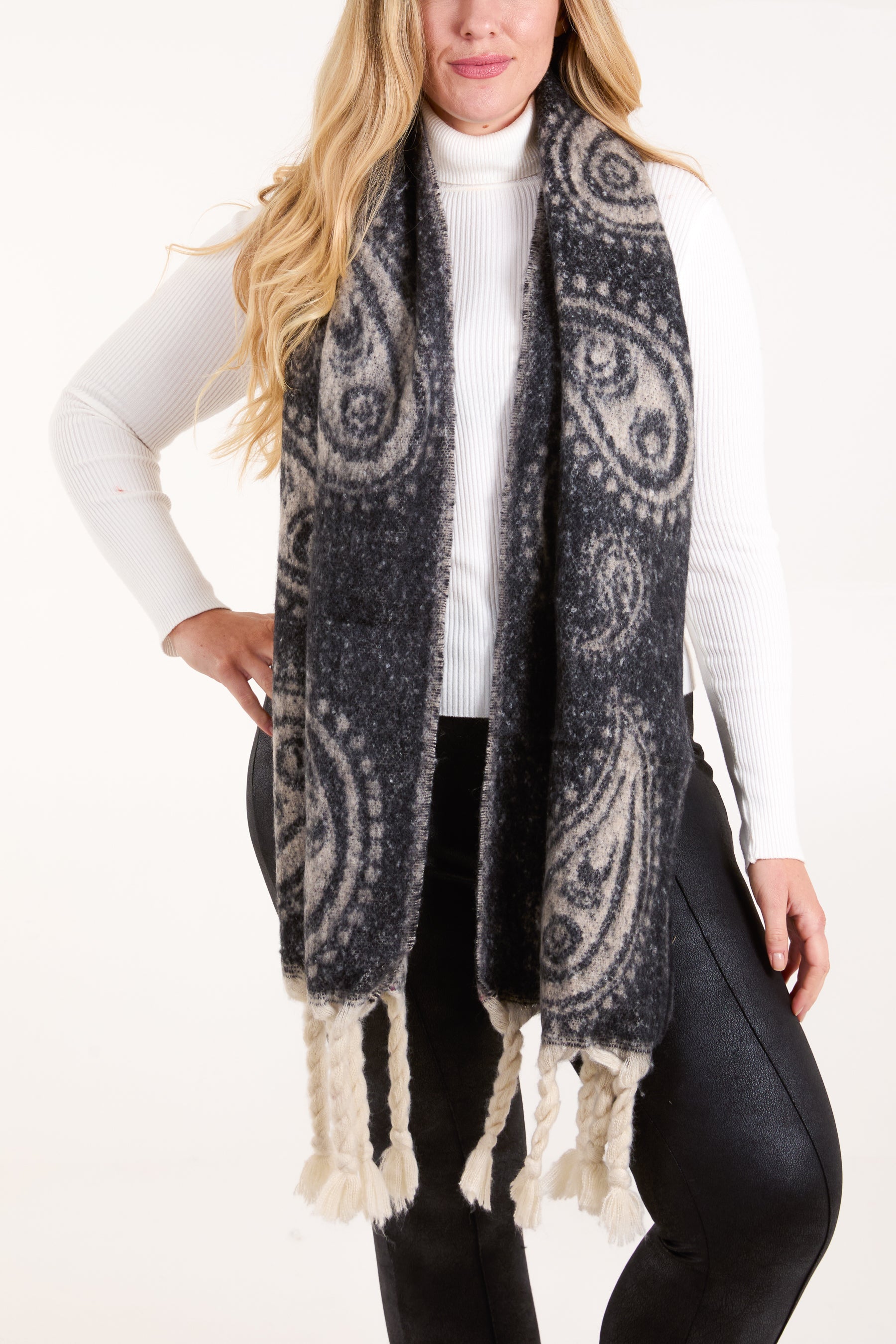 Paisley Printed Tassel Scarf