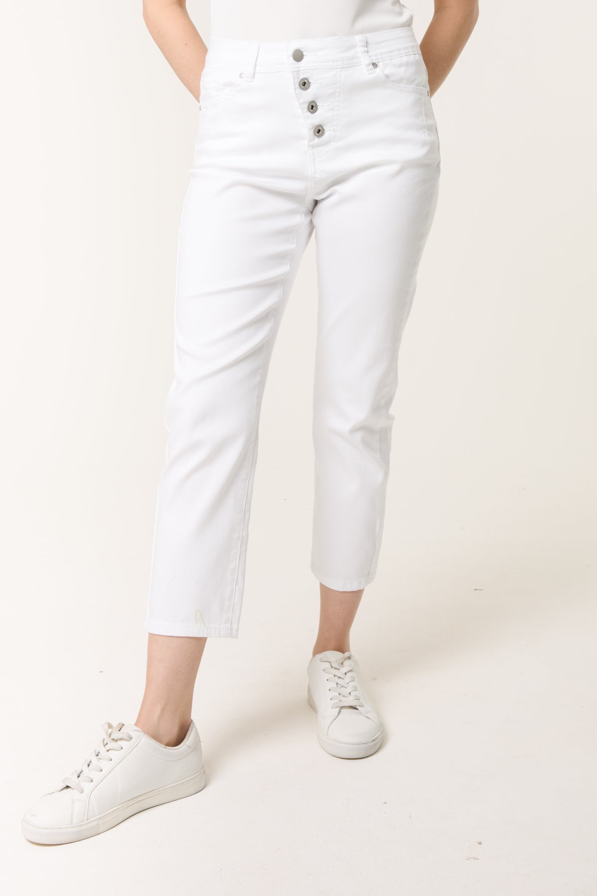 Multi Button-Front Capri Trouser Jeans