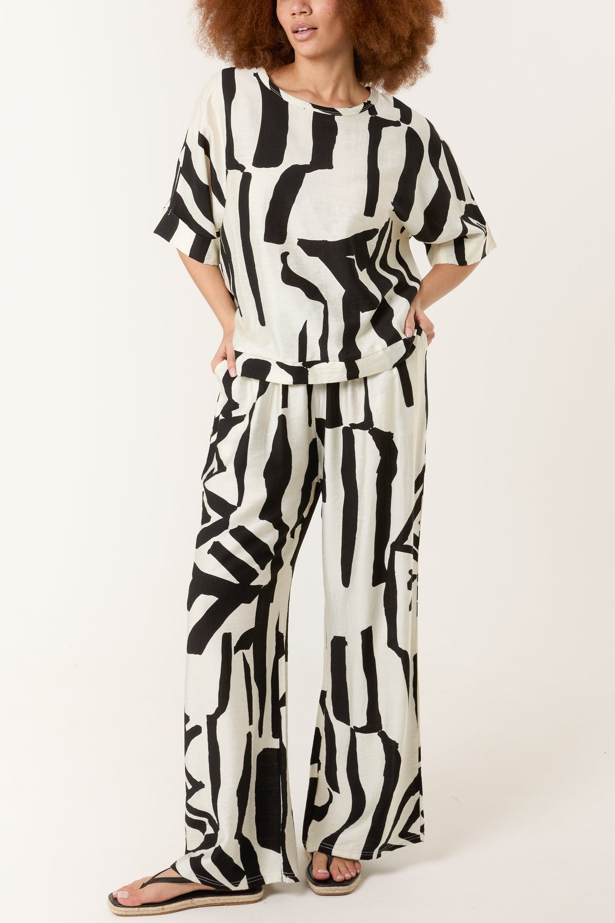 Abstract Line Print Top & Trouser Set