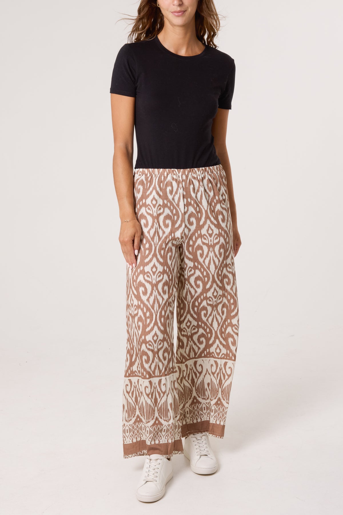 Damask Print Wide-Leg Trouser