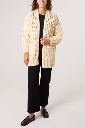 Thick Cable Knit Pockets Cardigan