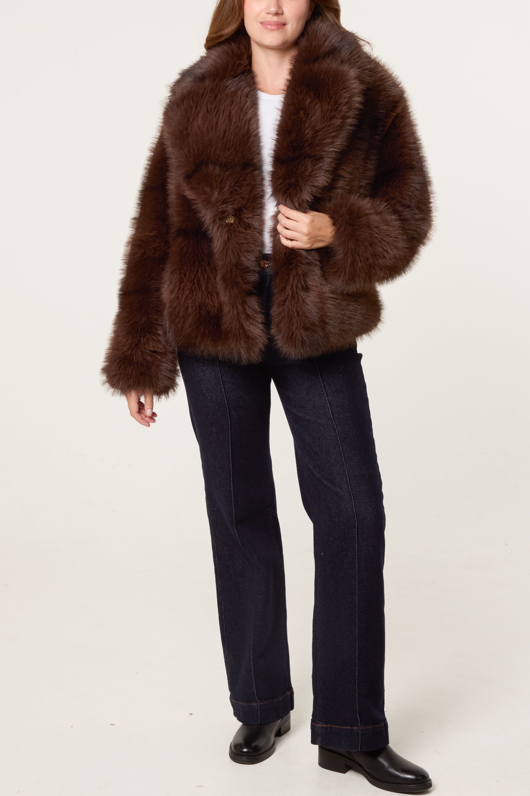 Horizontal Line Detail Faux Fur Short Coat