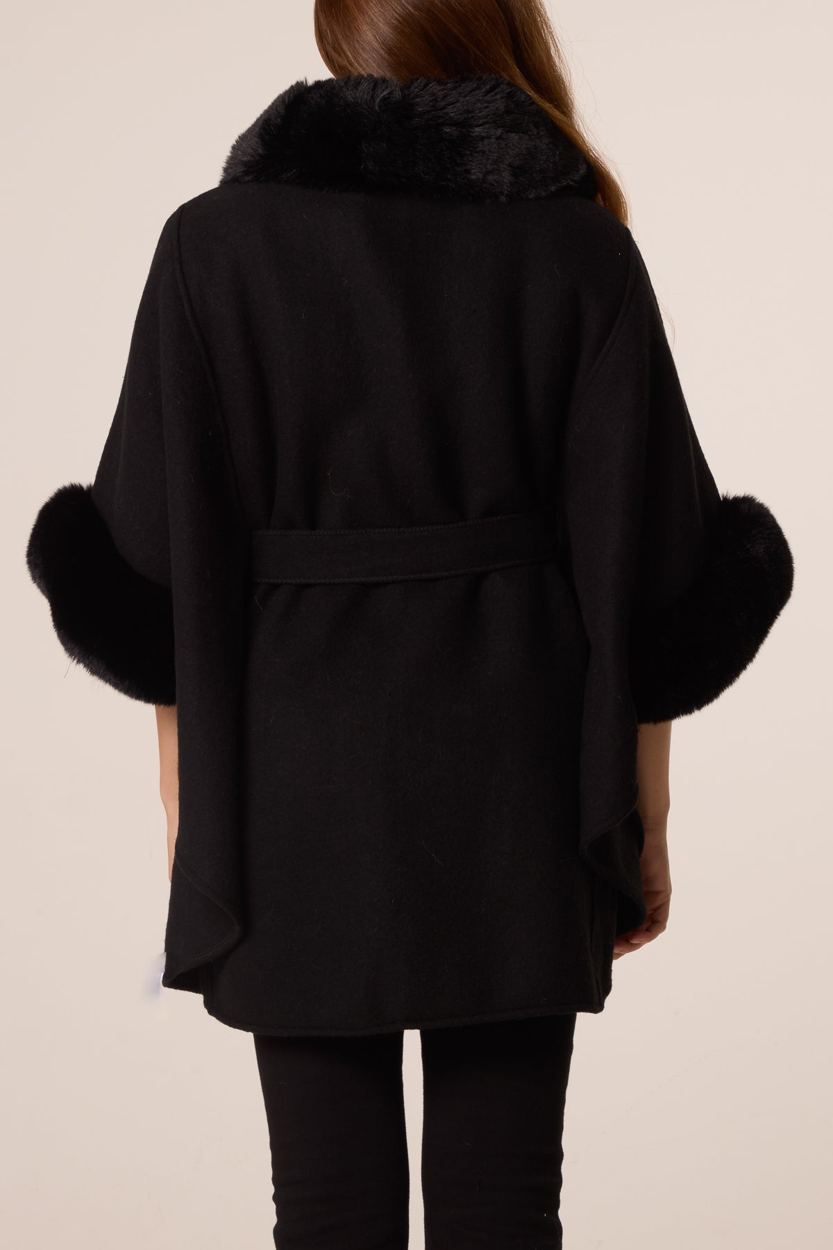 Buckle Detail Fur Trimmed Cape
