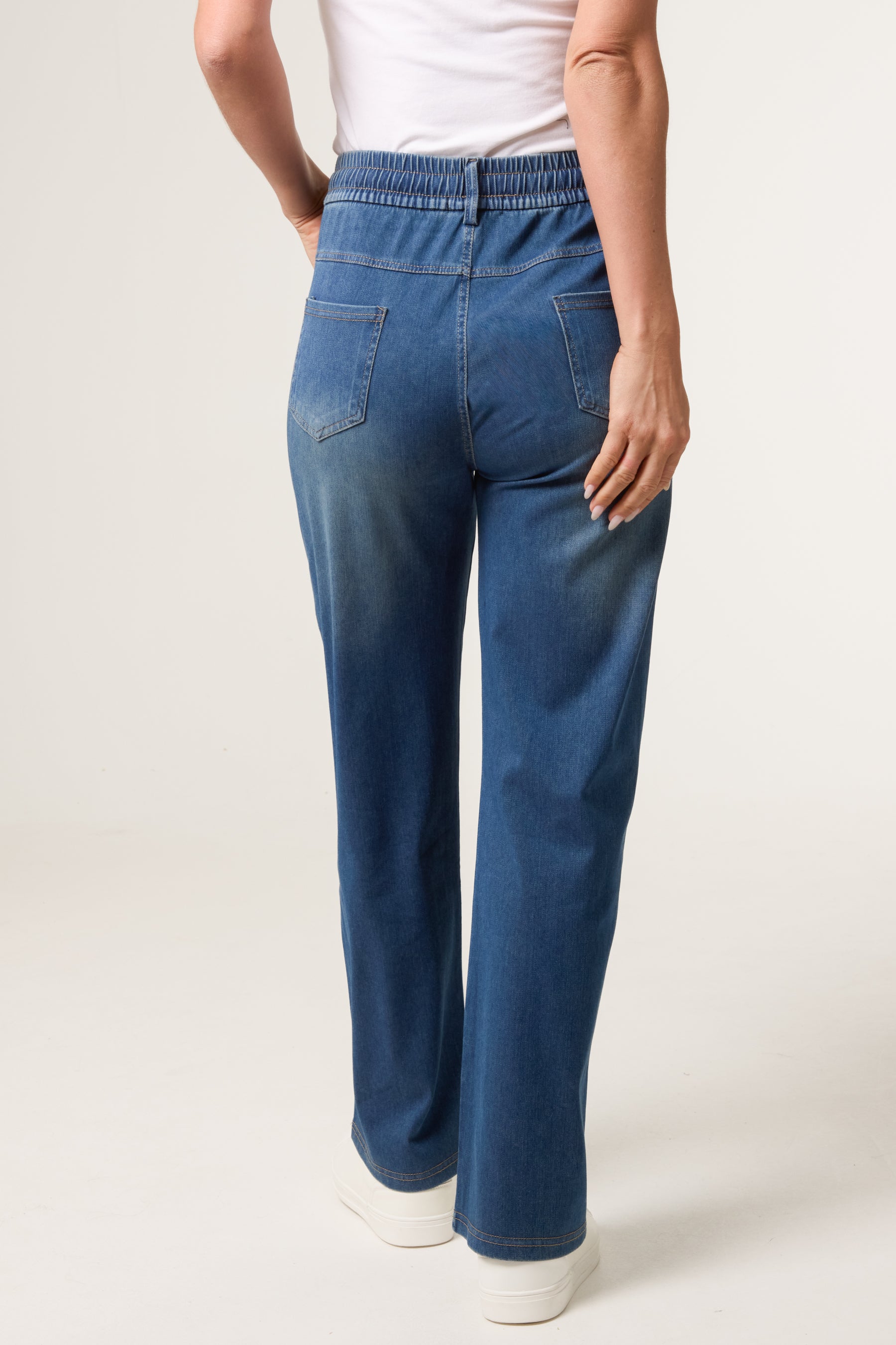 Elastic Wash Jeans - Size L