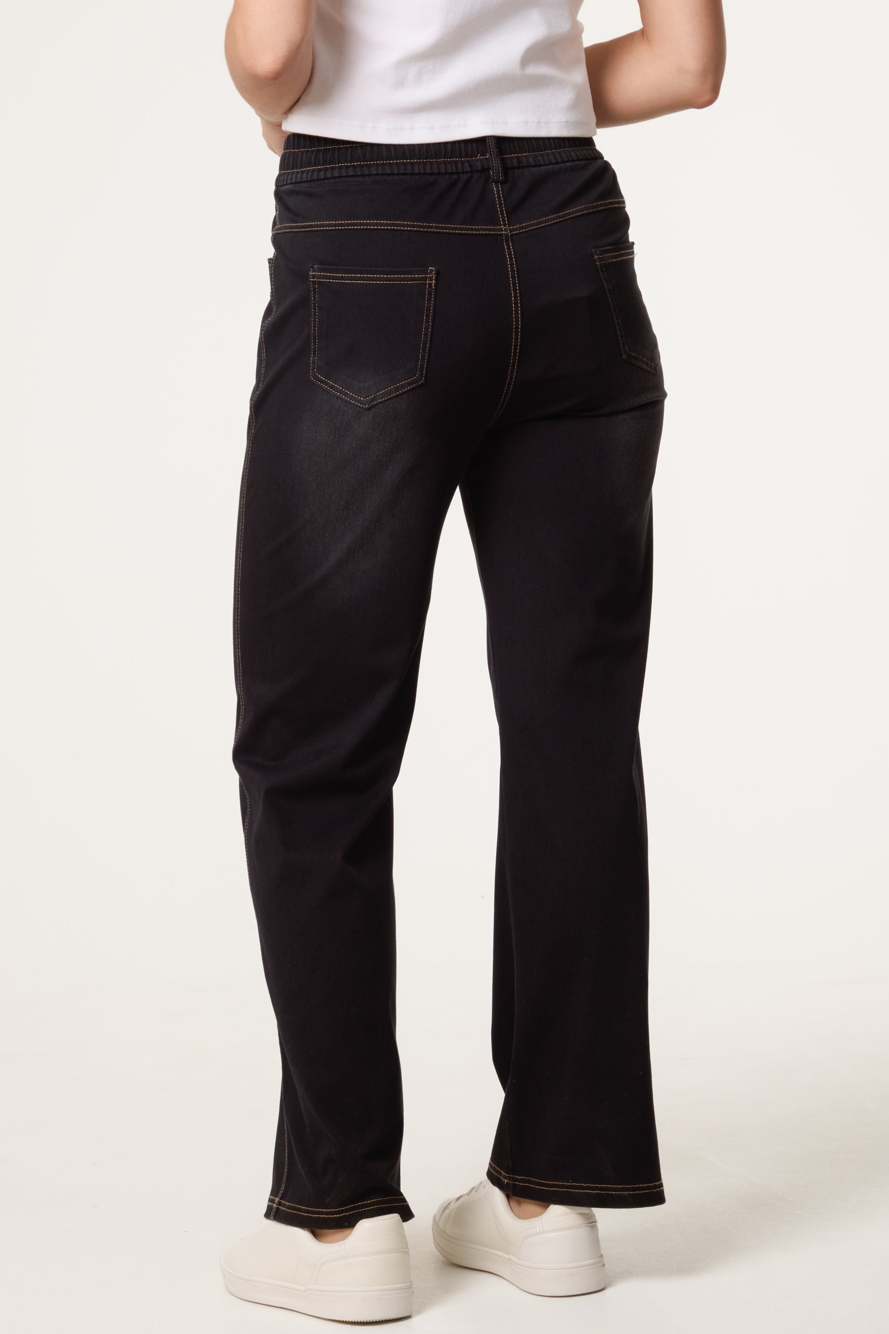 Elastic Wash Jeans - Size L